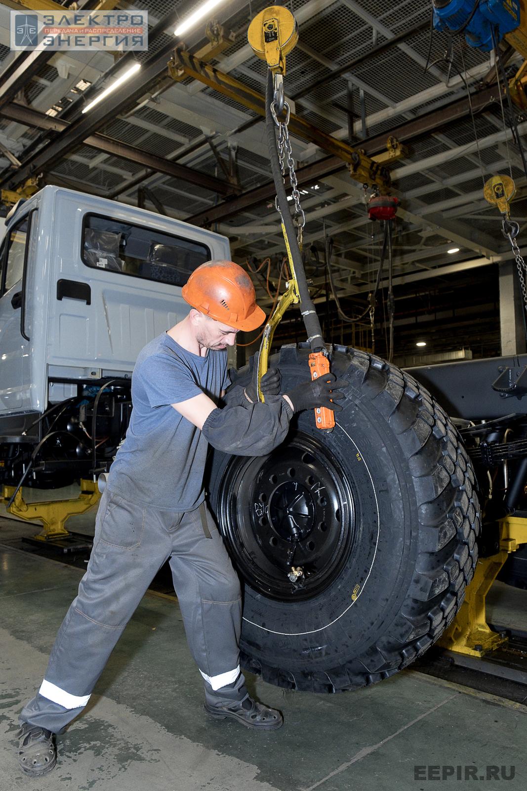На совещании главных инженеров и руководителей транспортных служб компаний Группы «Россети». Миасс, Челябинская область 20 апреля 2022 г.