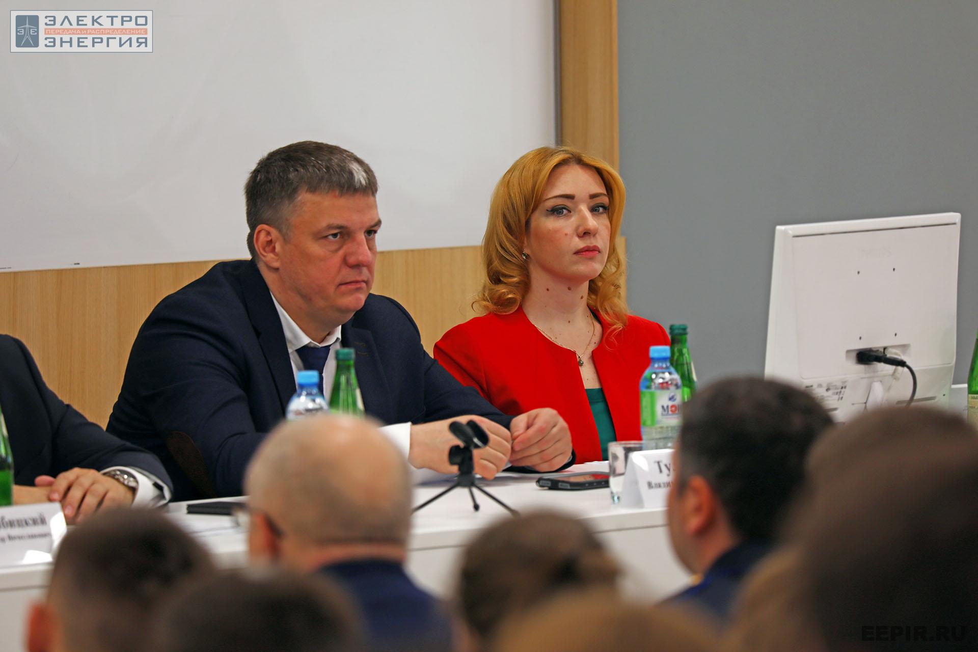 Тульский Владимир Николаевич, директор Института электроэнергетики НИУ «МЭИ», главный редактор журнала «ЭЛЕКТРОЭНЕРГИЯ. Передача и распределение» и Кондратьева Ольга Евгеньевна, д.т.н., доцент, заведующая кафедрой инженерной экологии и охраны труда НИУ «МЭИ», День Ростехнадзора в НИУ «МЭИ»