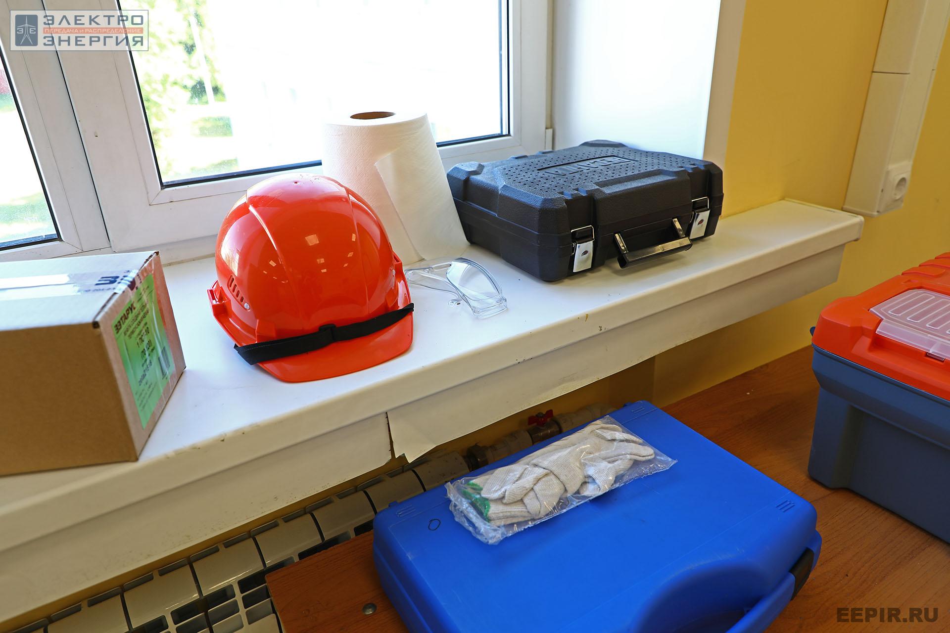 На демонстрационном экзамене по компетенции «Эксплуатация кабельных линий электропередачи». 6–16 июня 2022 г.