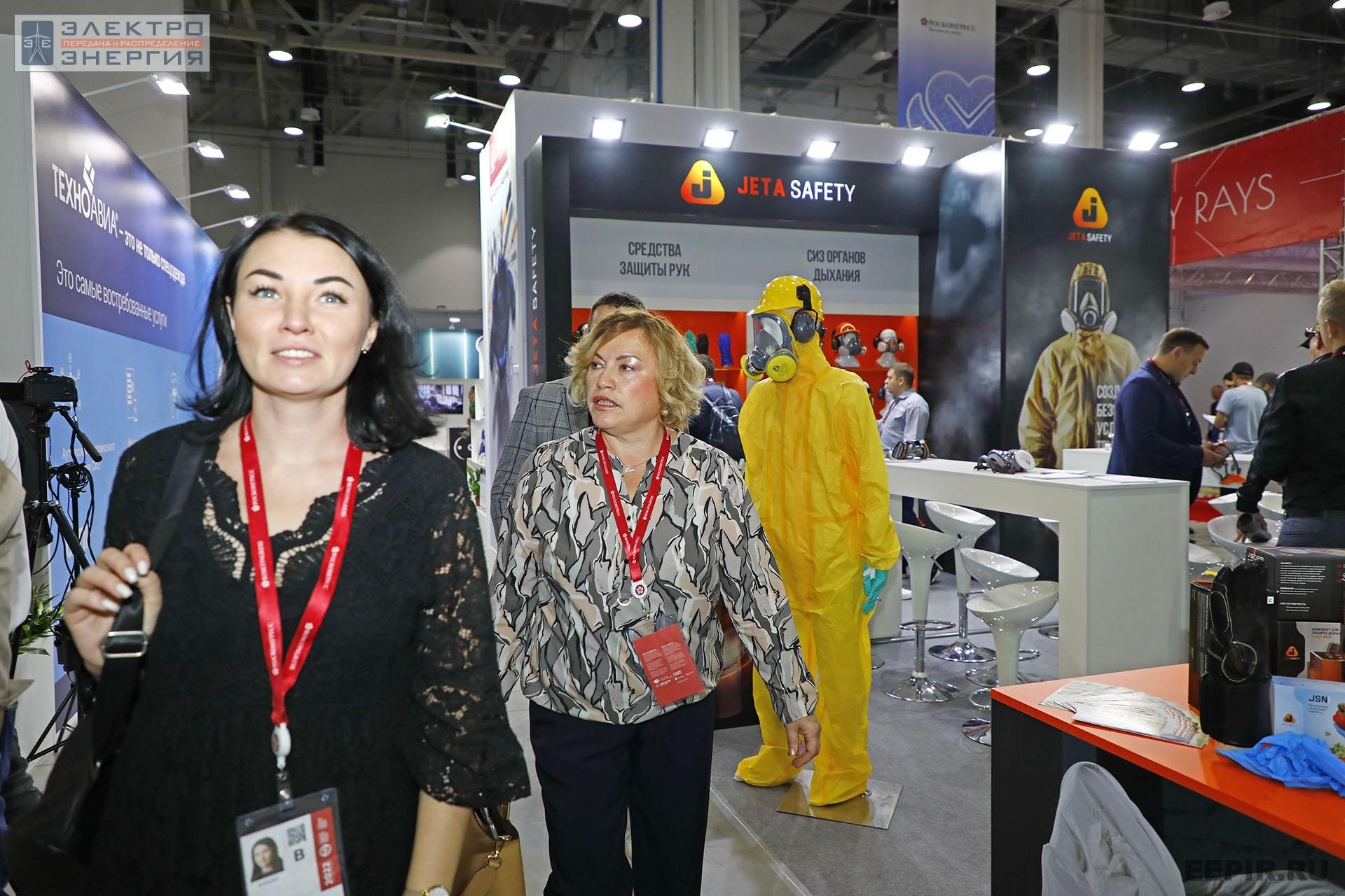 На ВНОТ-2022: выставка СИЗ и оборудования