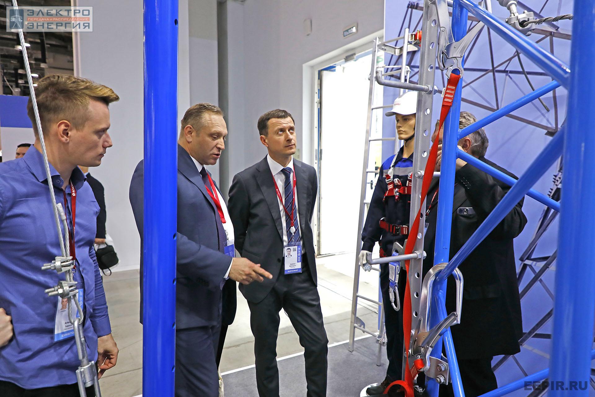 На ВНОТ-2022: выставка СИЗ и оборудования