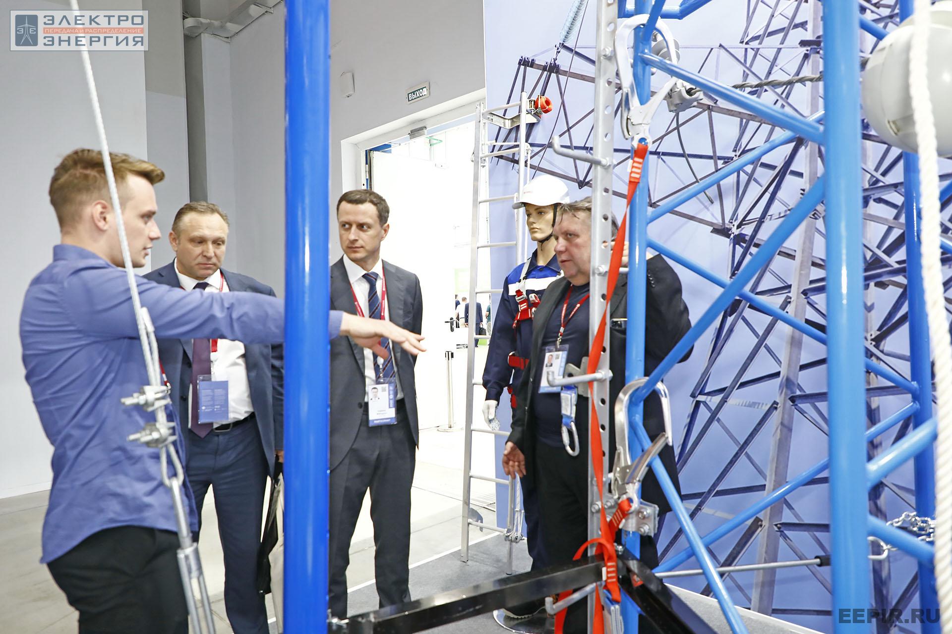 На ВНОТ-2022: выставка СИЗ и оборудования