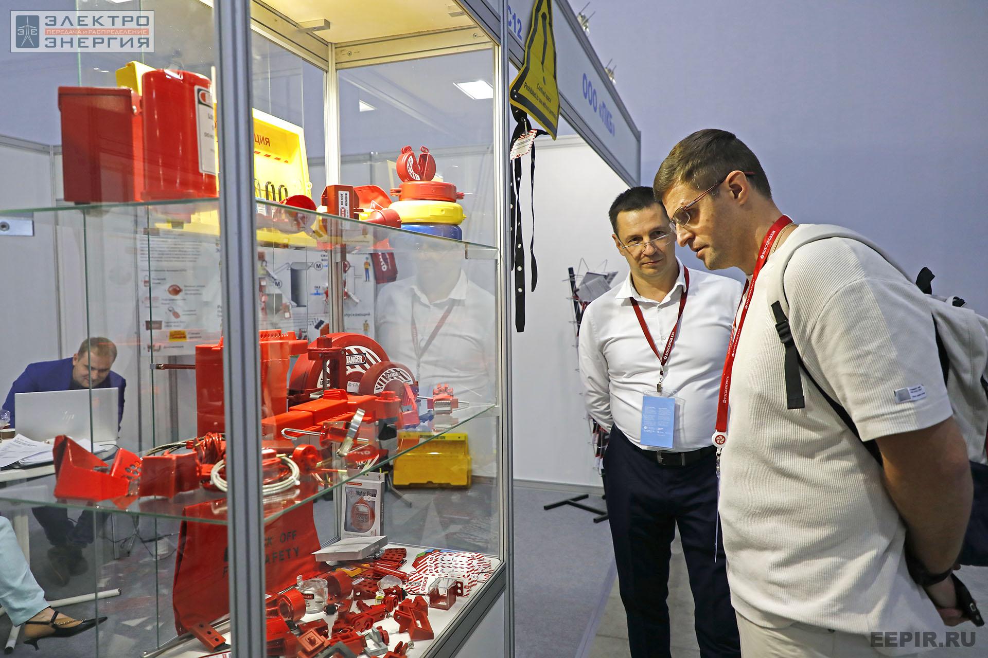 На ВНОТ-2022: выставка СИЗ и оборудования