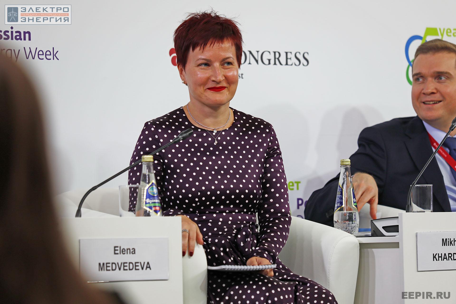 На заседании клуба «Инновации в электроэнергетике». РЭН-2022