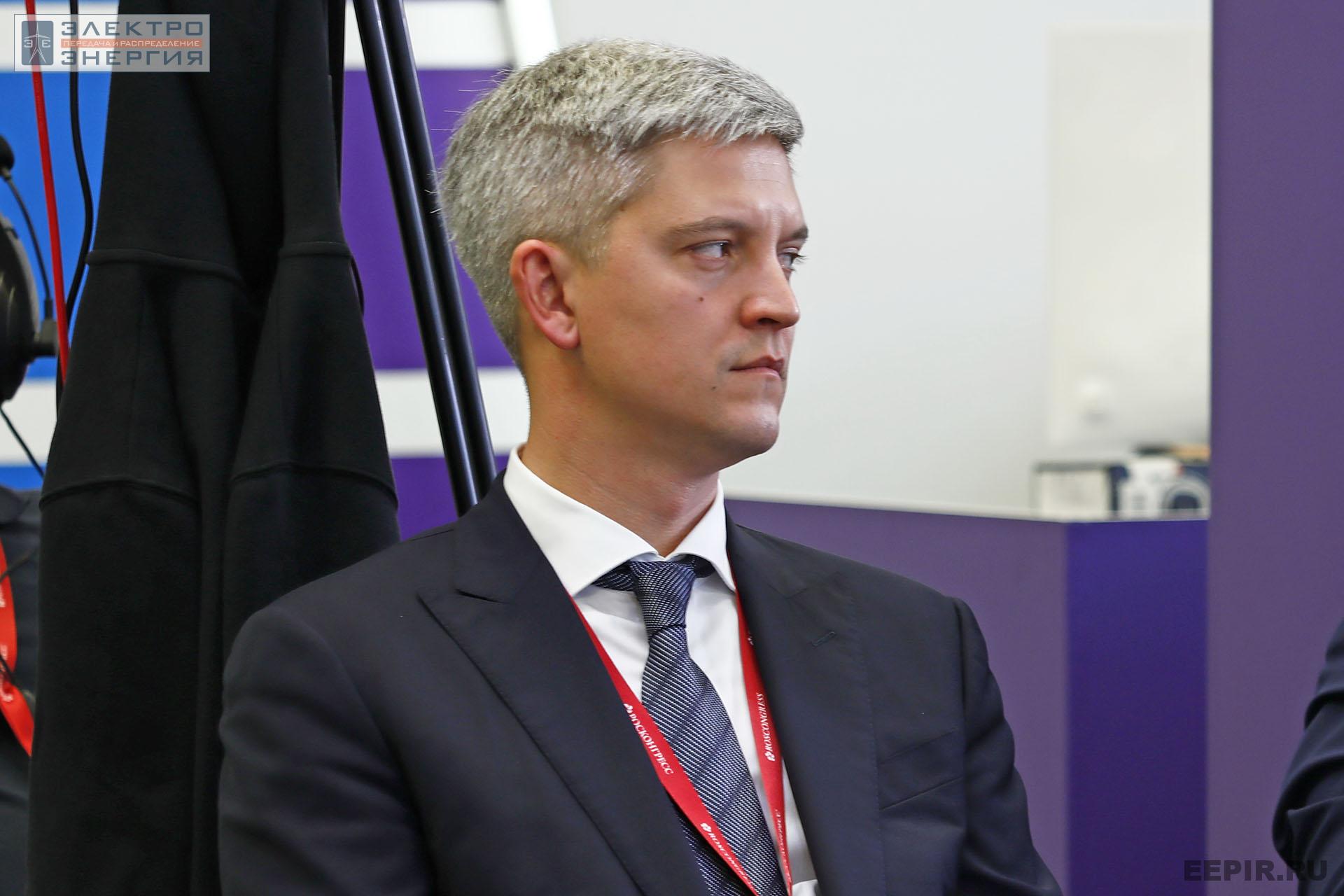 На заседании клуба «Инновации в электроэнергетике». РЭН-2022