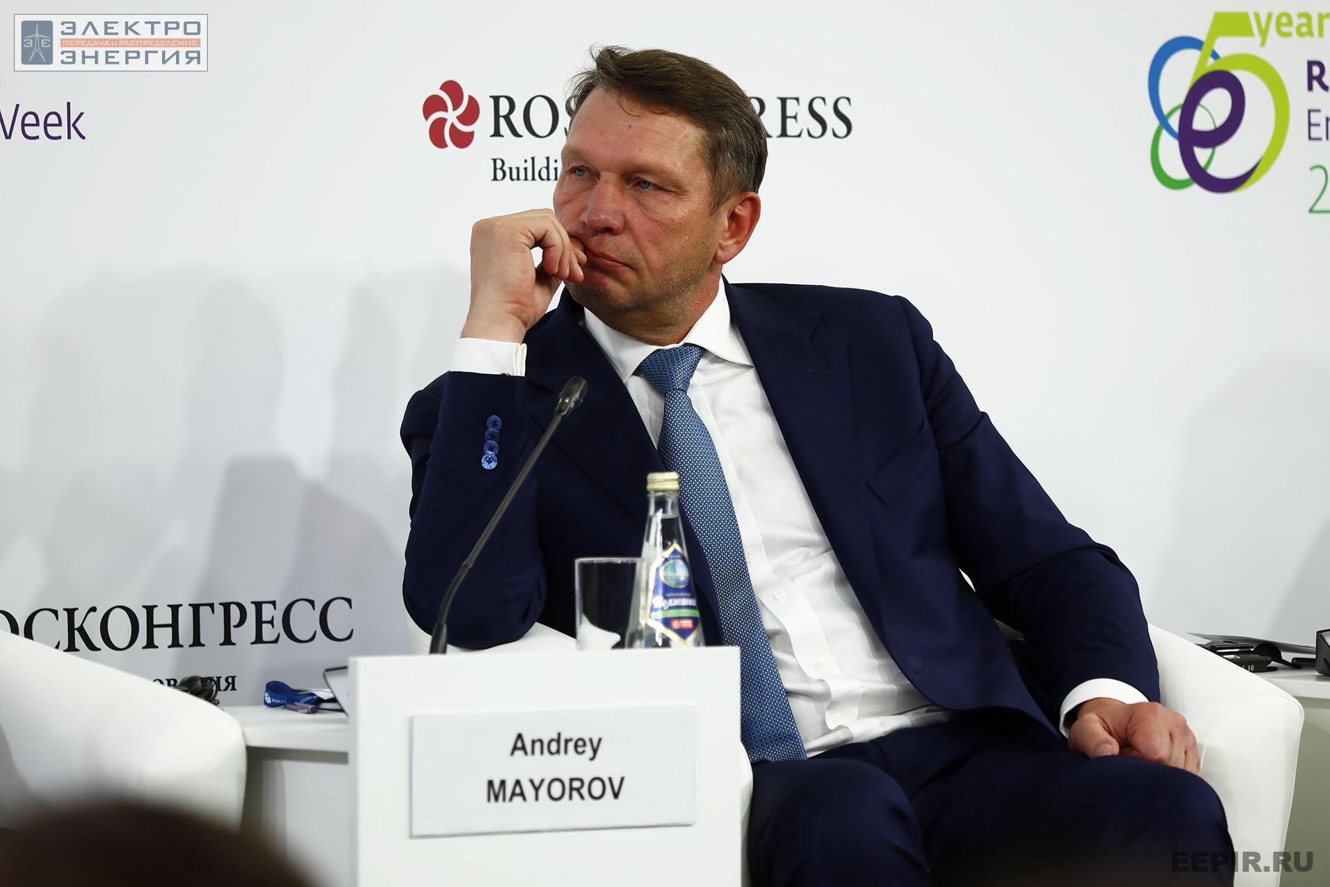 На заседании клуба «Инновации в электроэнергетике». РЭН-2022