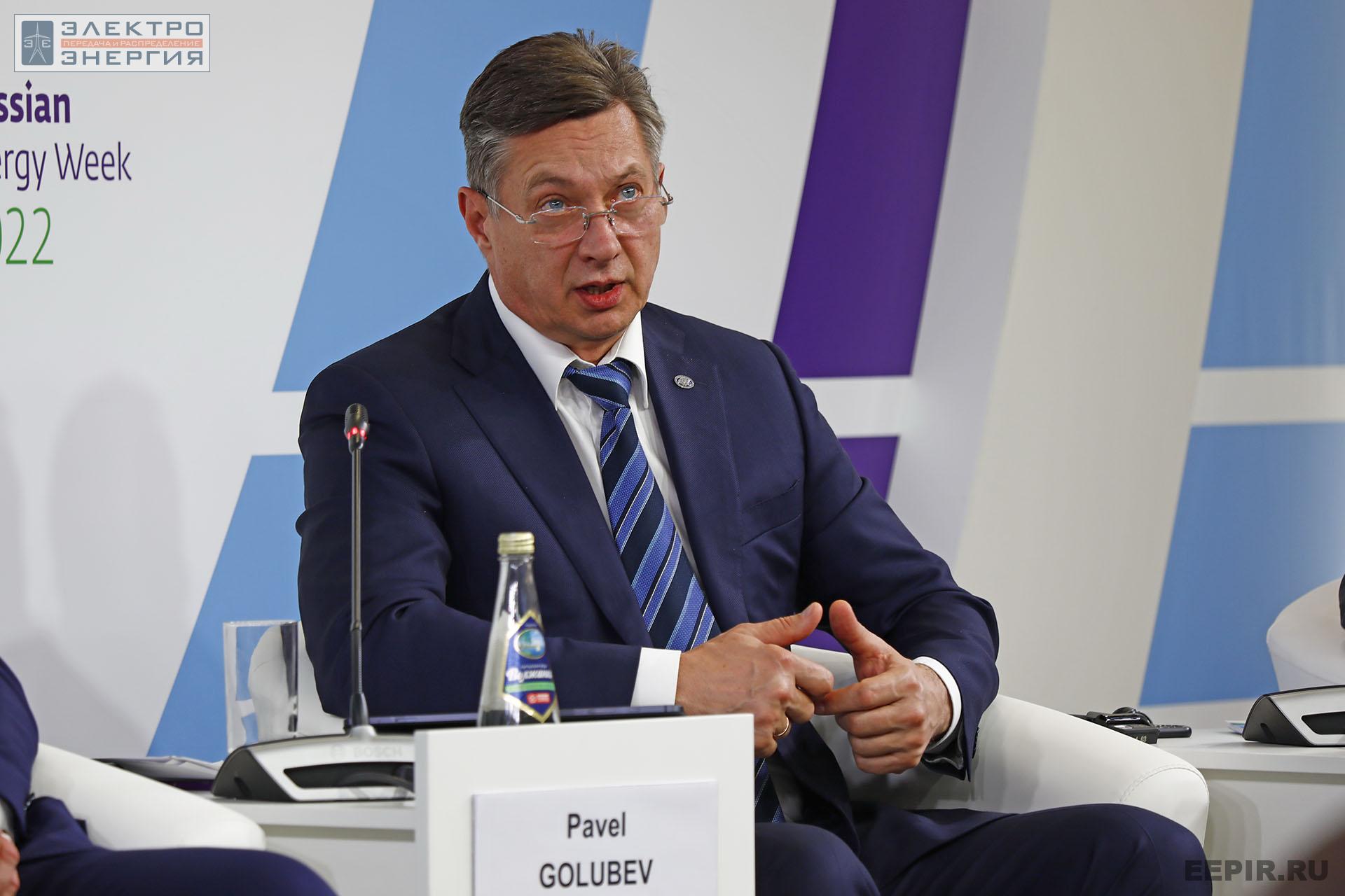 На заседании клуба «Инновации в электроэнергетике». РЭН-2022