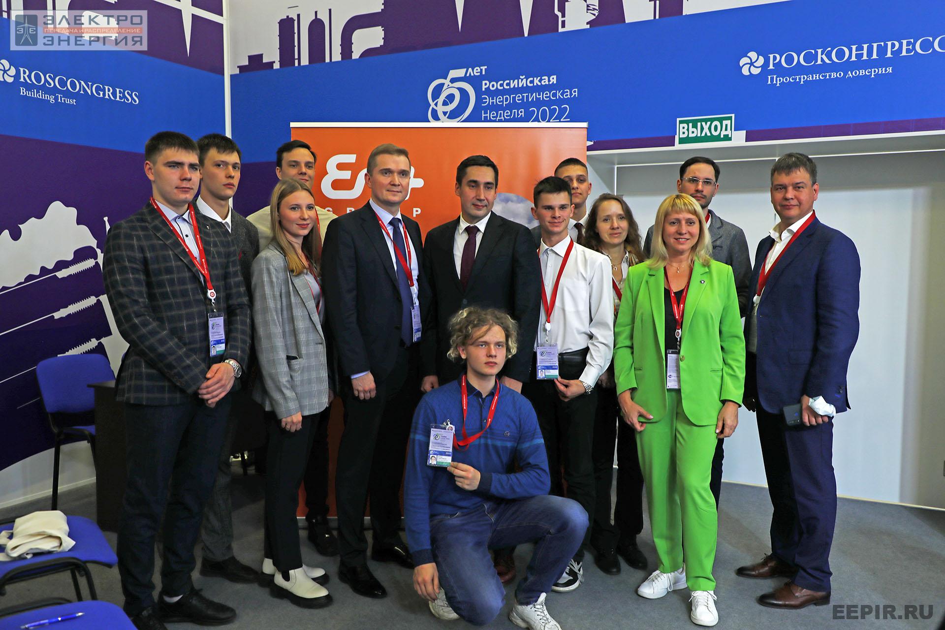 На заседании клуба «Инновации в электроэнергетике». РЭН-2022