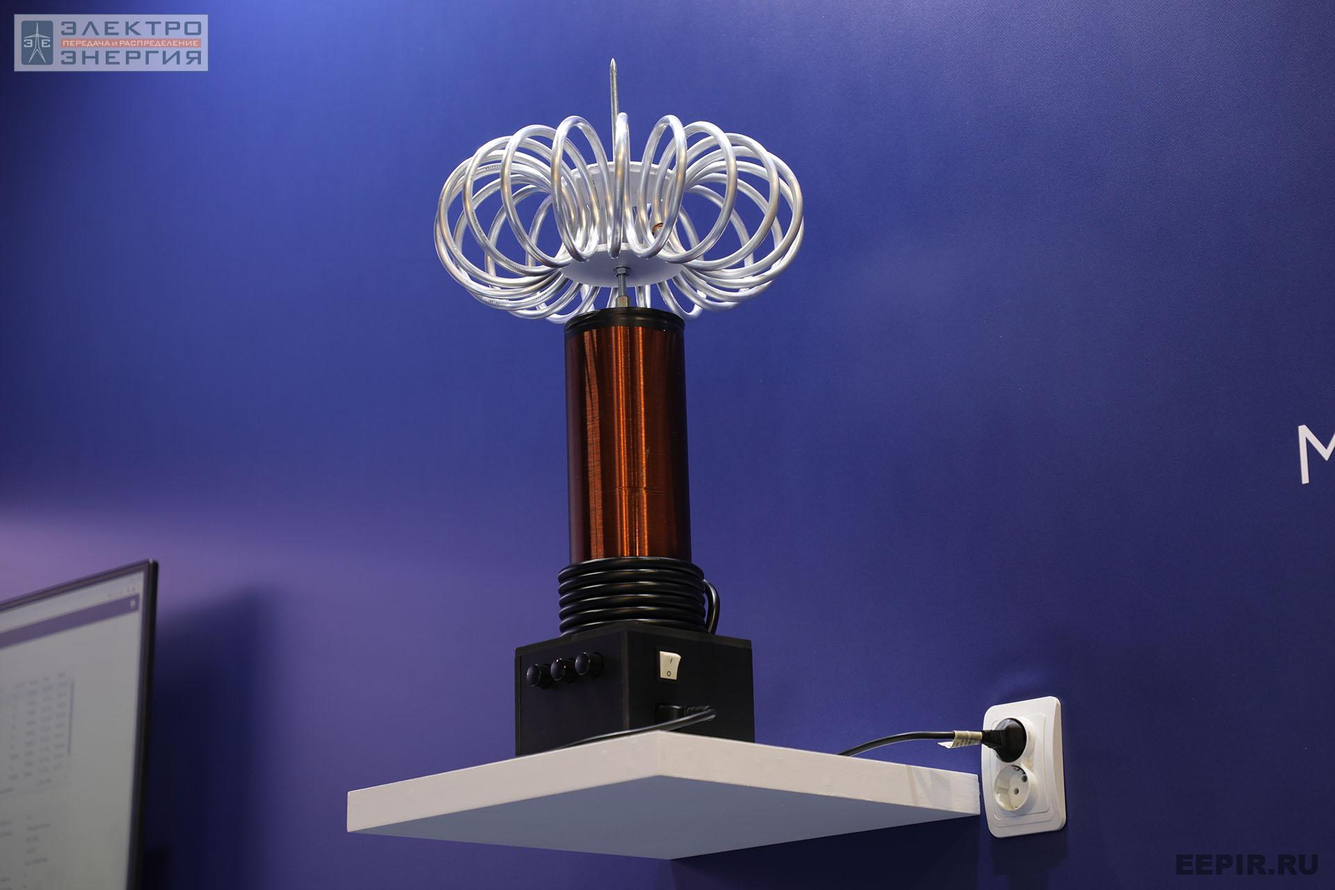 На международном форуме «Электрические сети» (МФЭС-2022) 22–24.11.2022