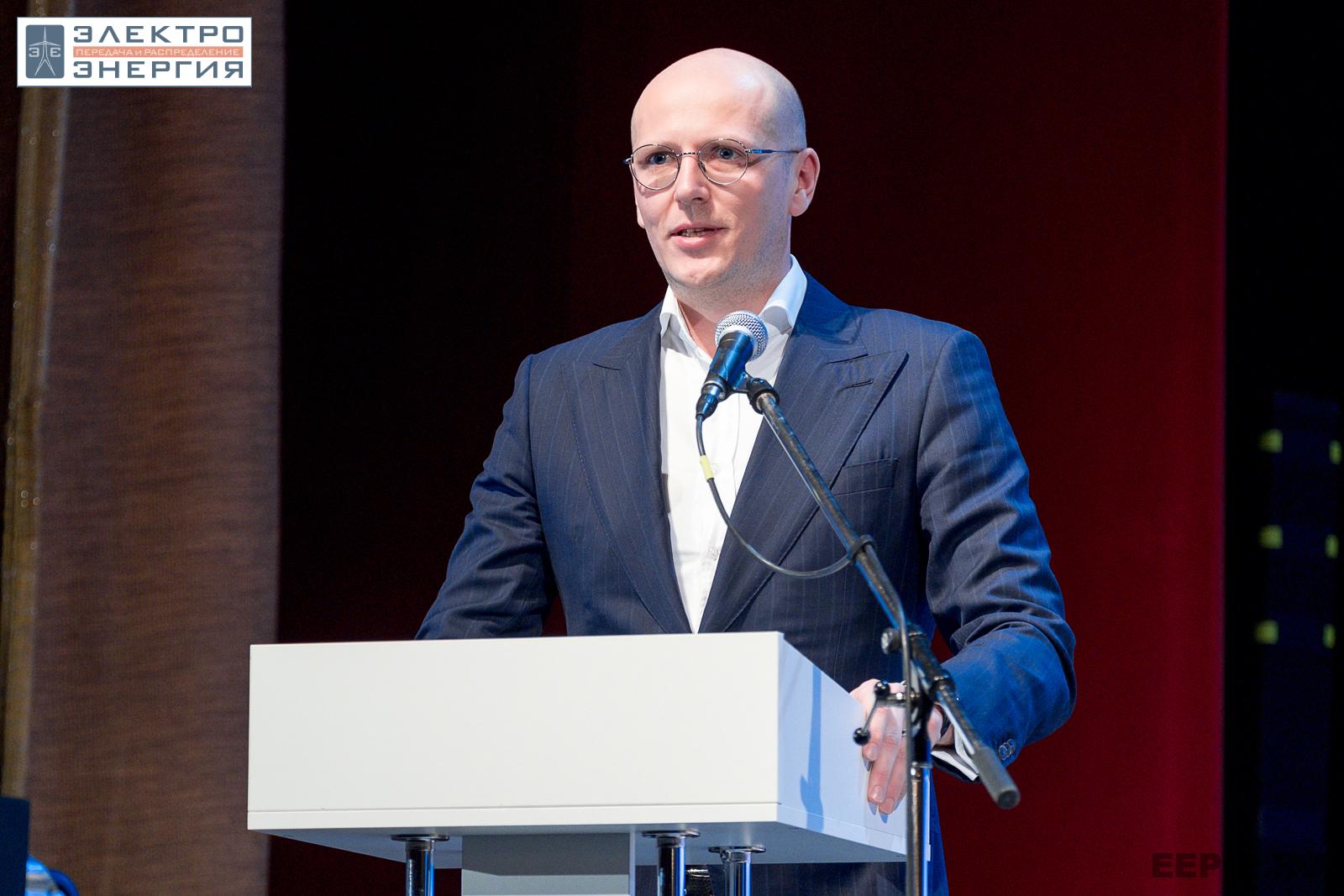 На пленарном заседании РЕЛАВЭКСПО-2023