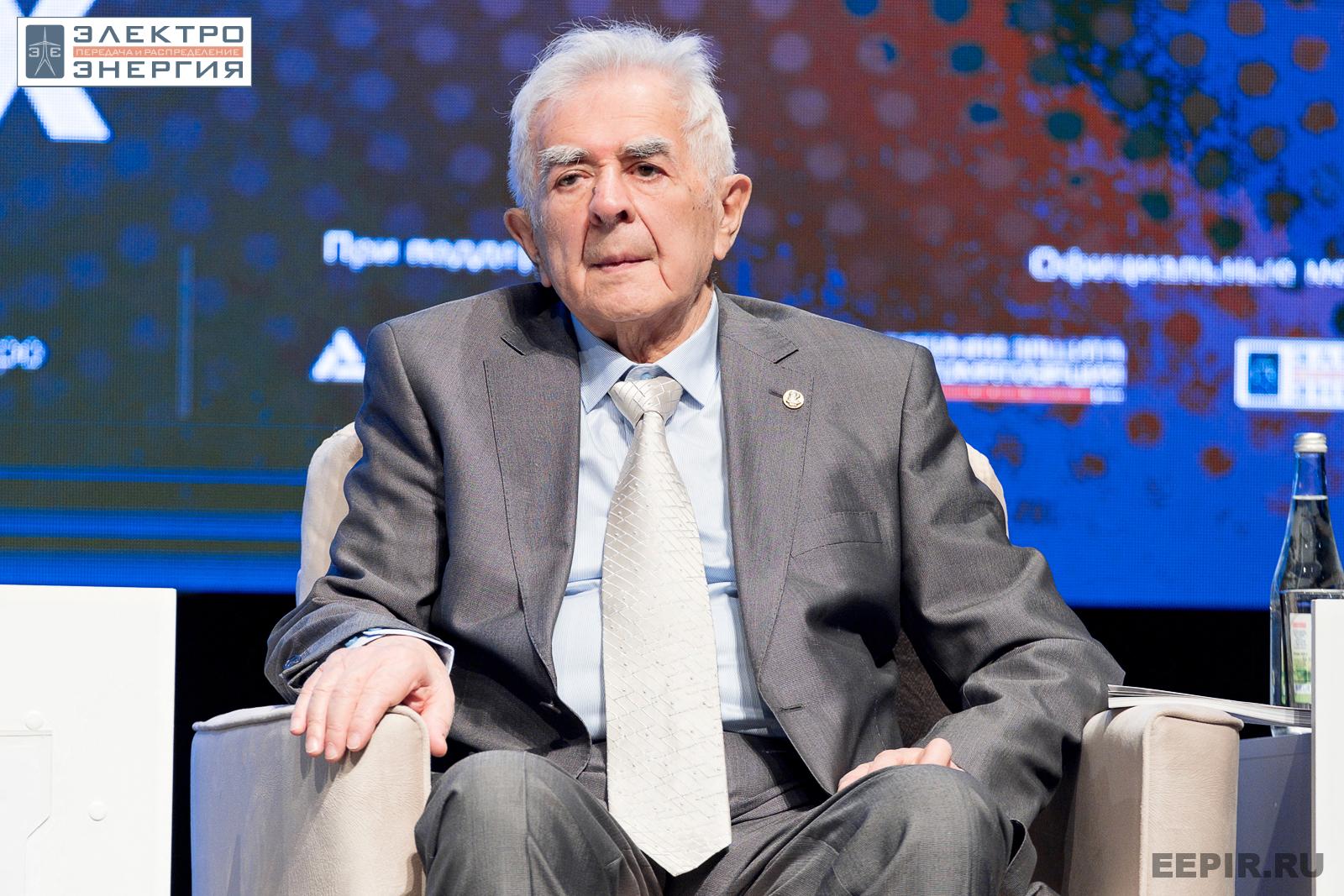 На пленарном заседании РЕЛАВЭКСПО-2023