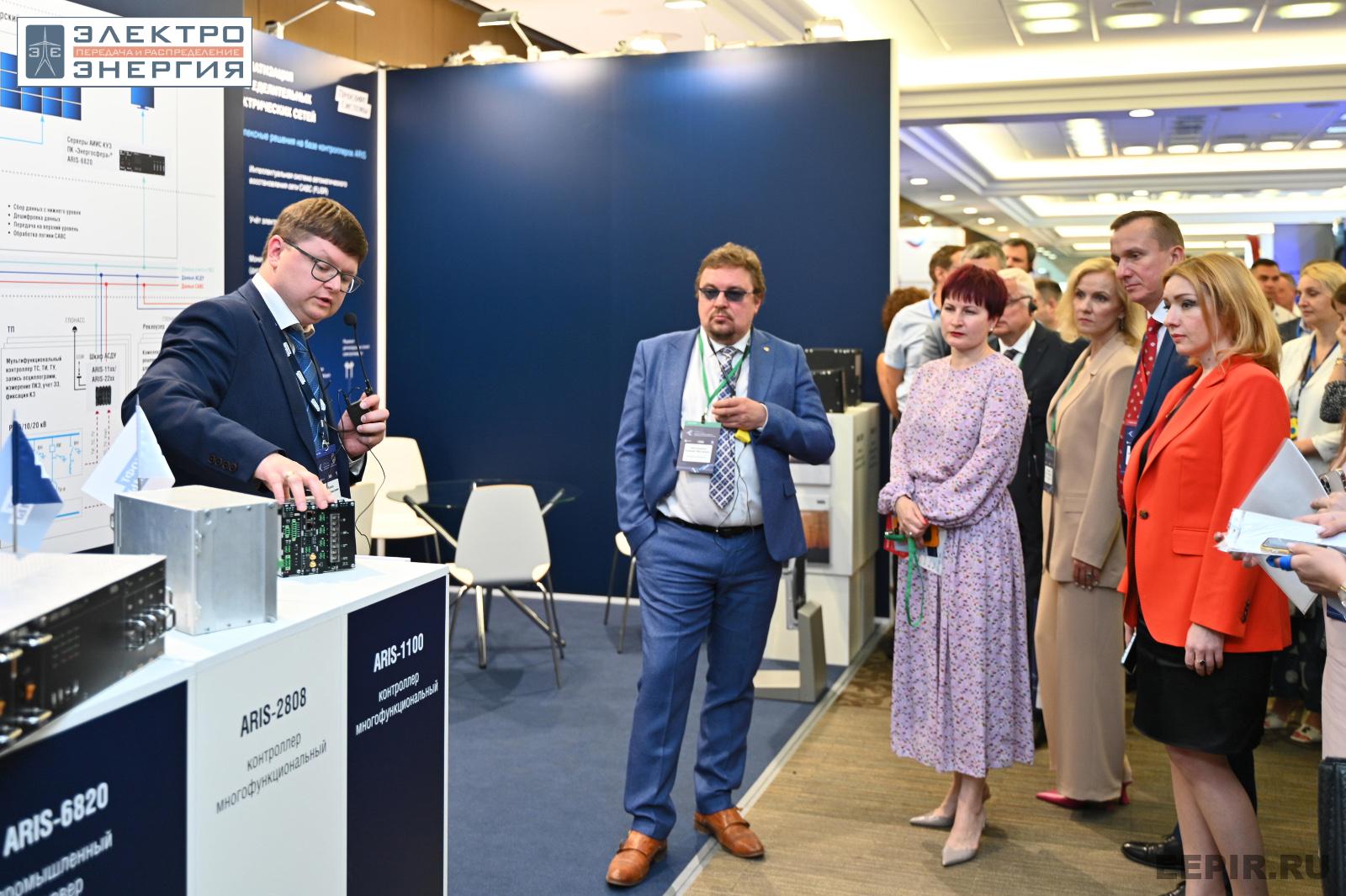 На официальном обходе Технической выставки «ЭЭПиР»