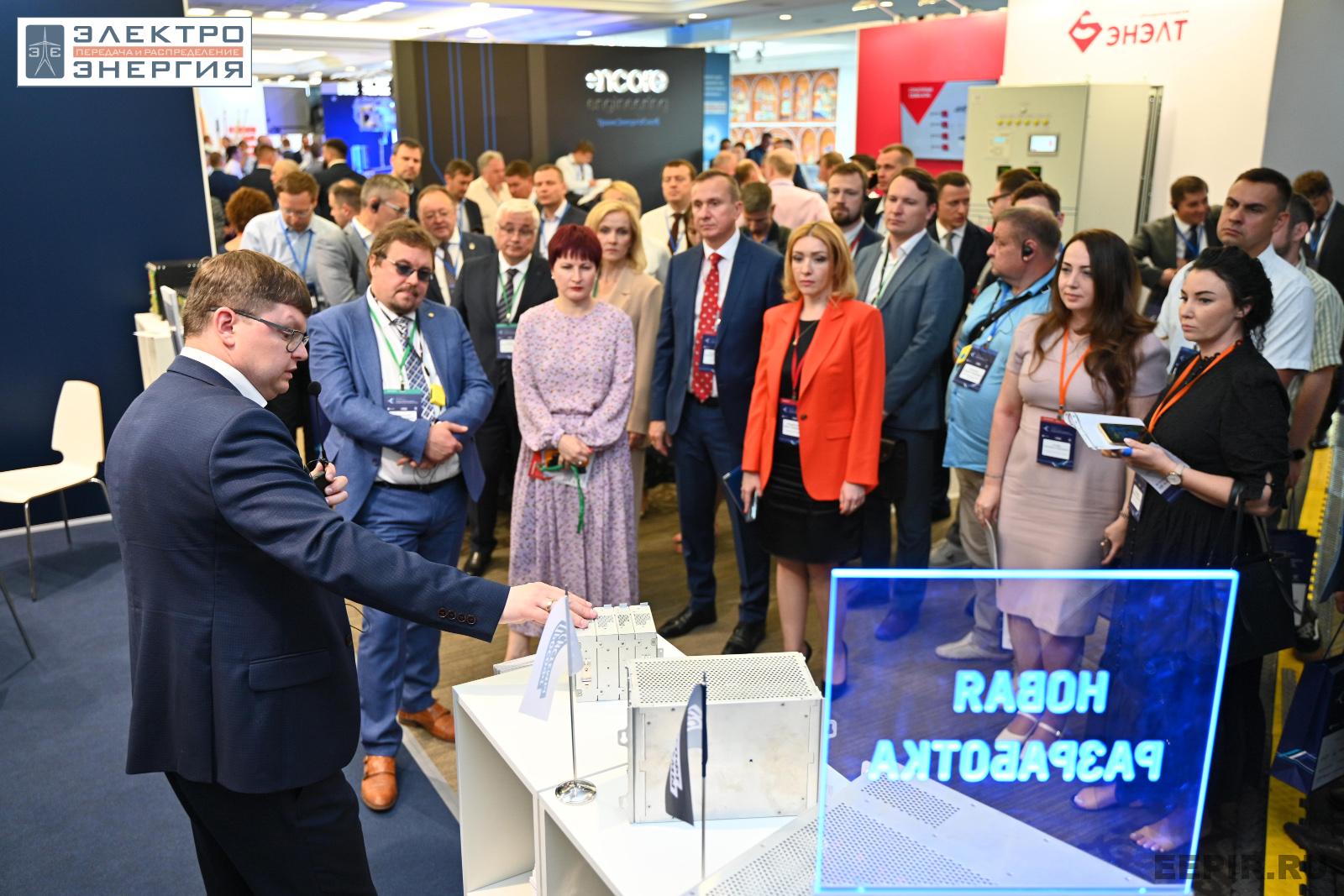 На официальном обходе Технической выставки «ЭЭПиР»