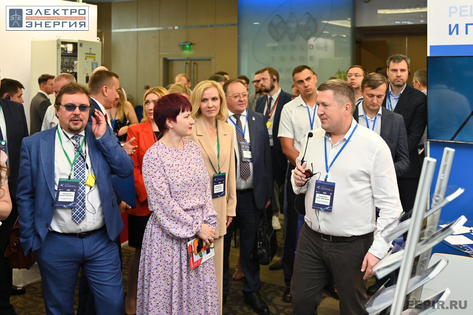 На официальном обходе Технической выставки «ЭЭПиР»