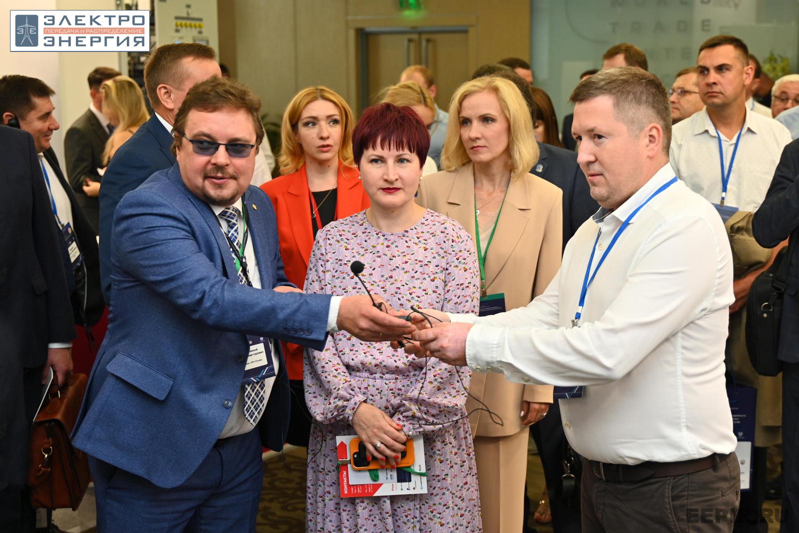 На официальном обходе Технической выставки «ЭЭПиР»