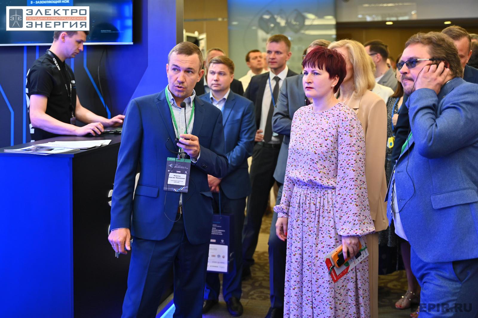 На официальном обходе Технической выставки «ЭЭПиР»