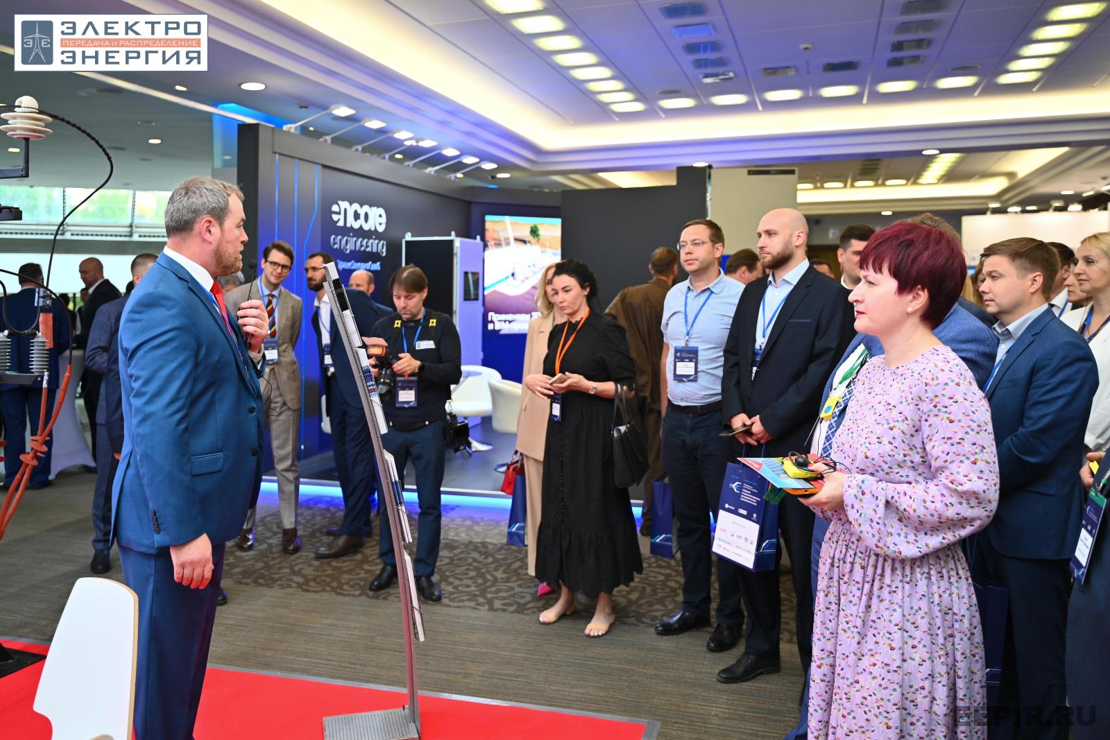 На официальном обходе Технической выставки «ЭЭПиР»
