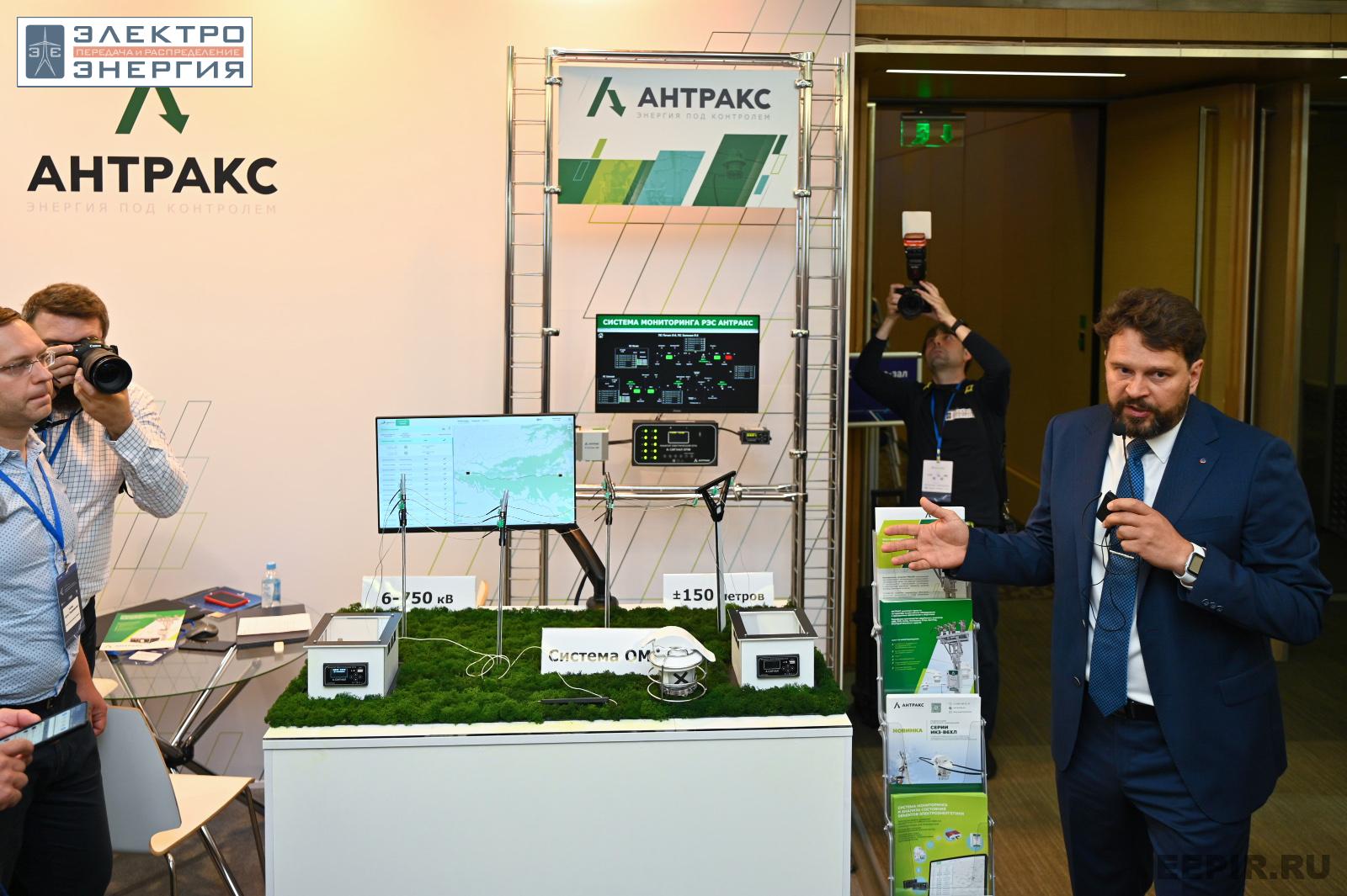 На официальном обходе Технической выставки «ЭЭПиР»