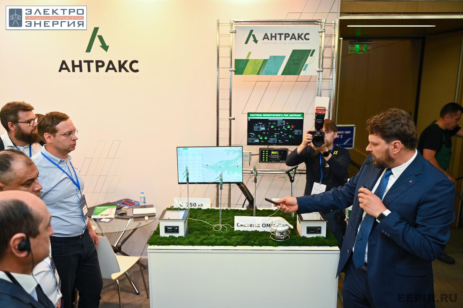 На официальном обходе Технической выставки «ЭЭПиР»