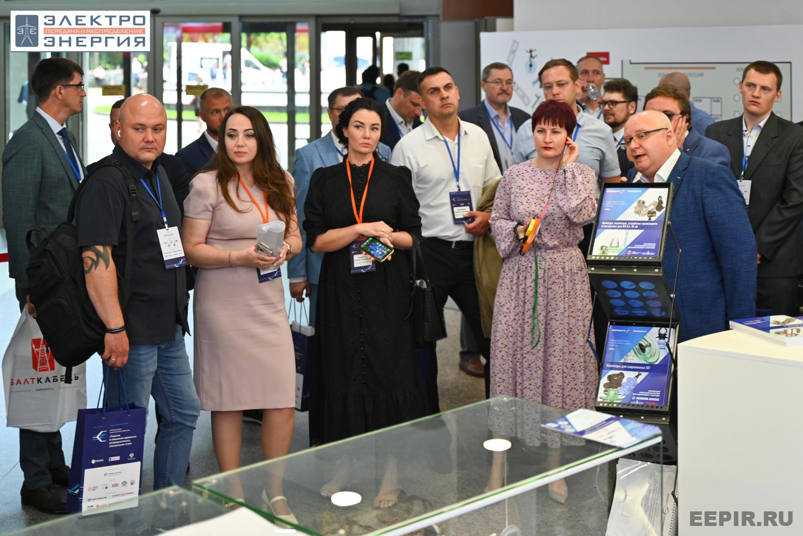 На официальном обходе Технической выставки «ЭЭПиР»