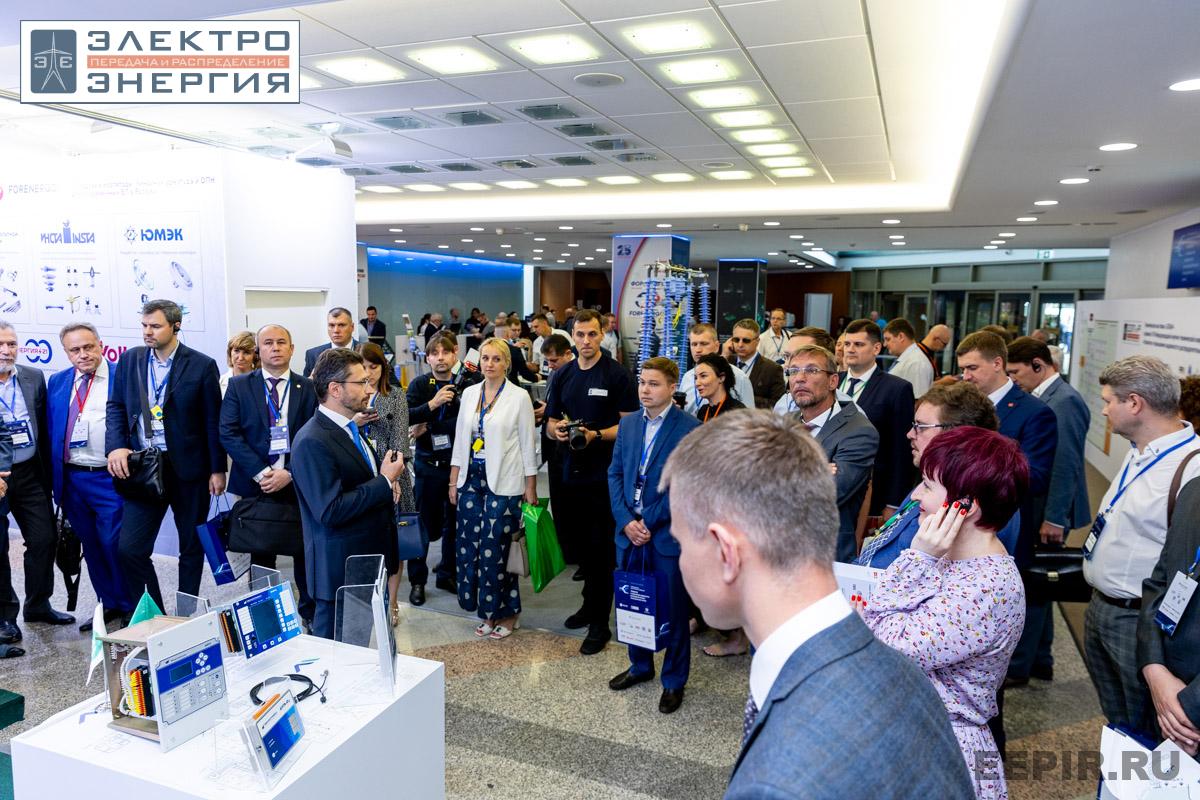 На официальном обходе Технической выставки «ЭЭПиР»