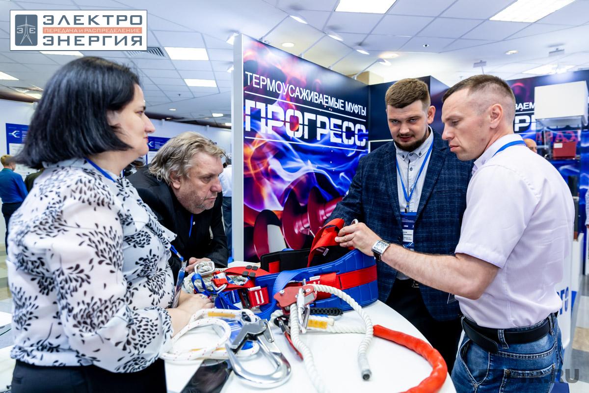 На технической выставке «ЭЭПиР»
