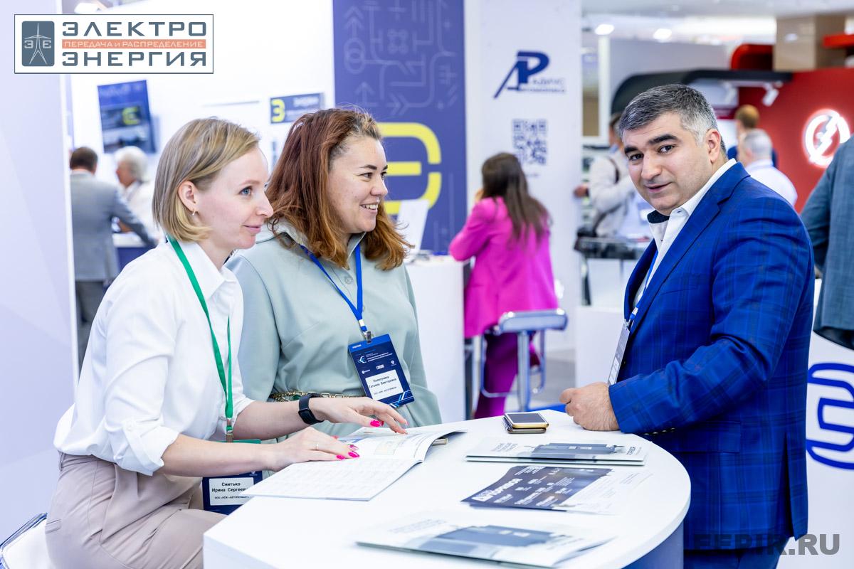 На технической выставке «ЭЭПиР»