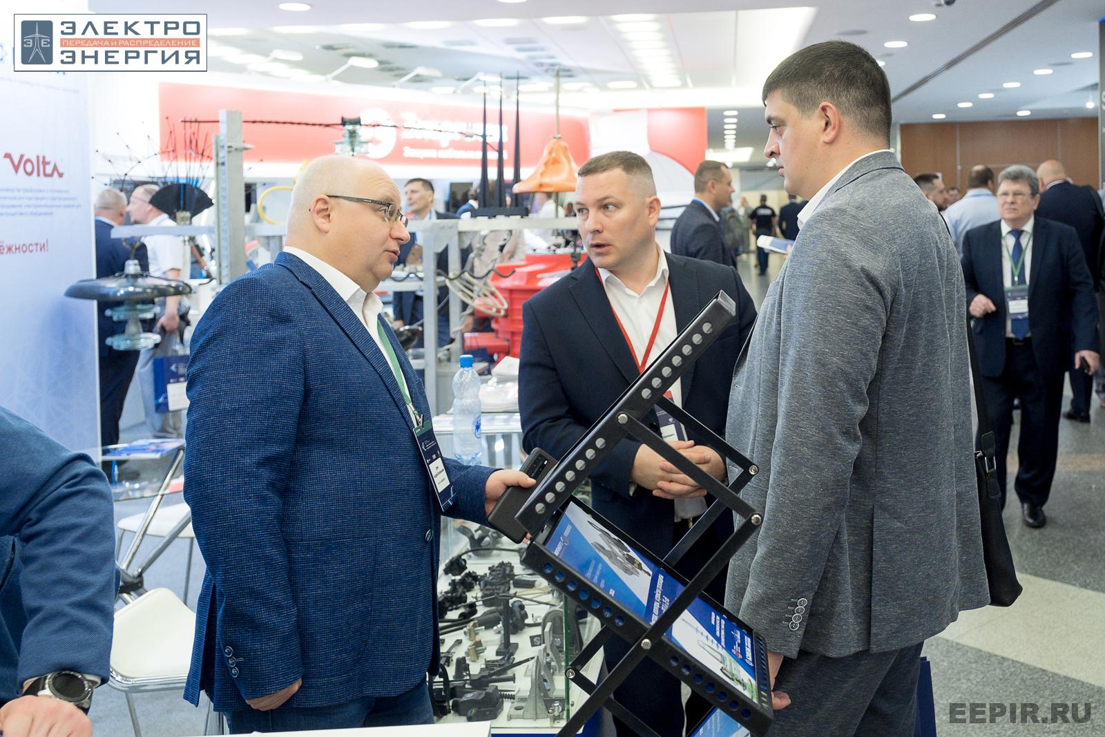 На технической выставке «ЭЭПиР»