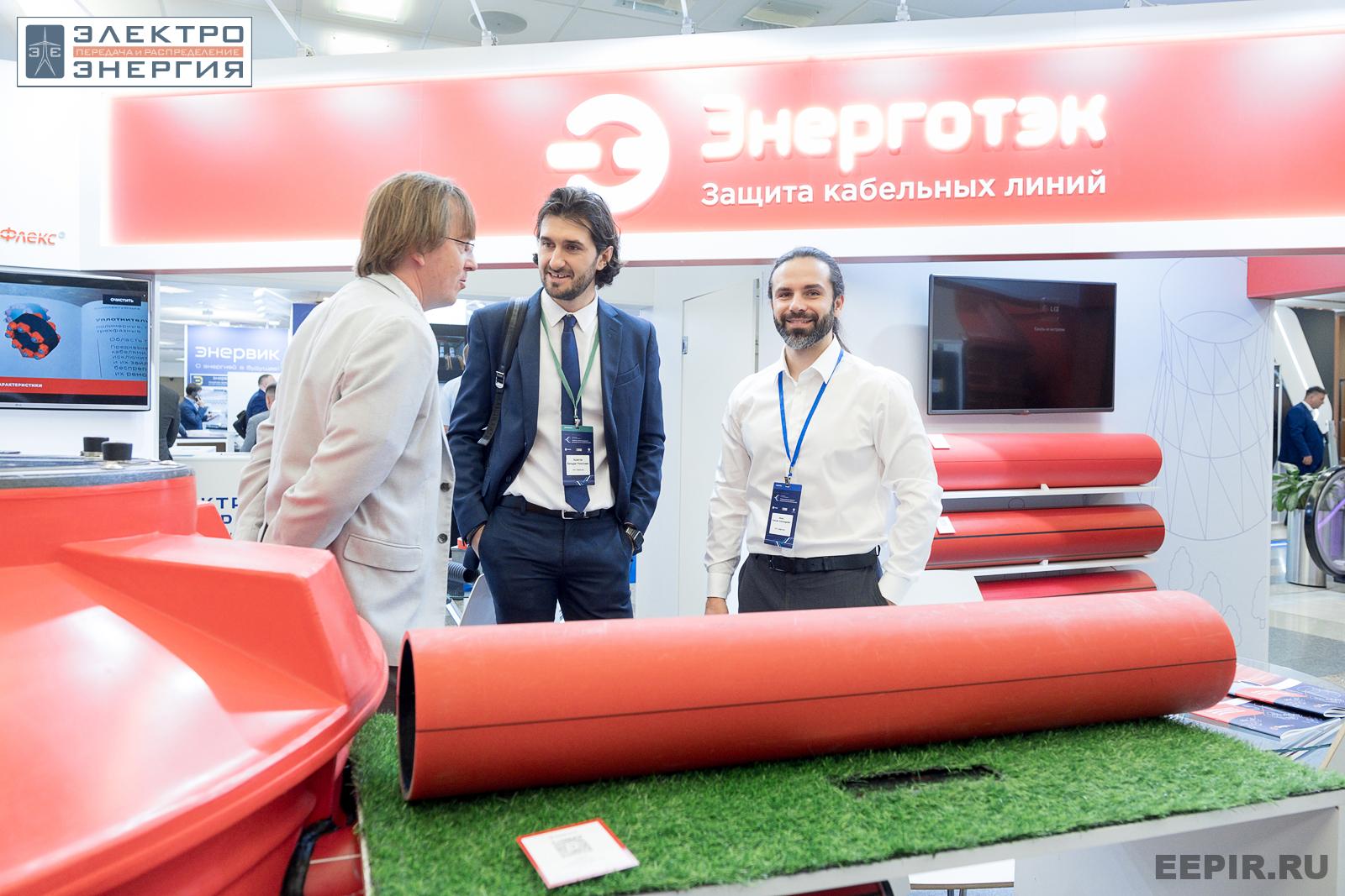 На технической выставке «ЭЭПиР»