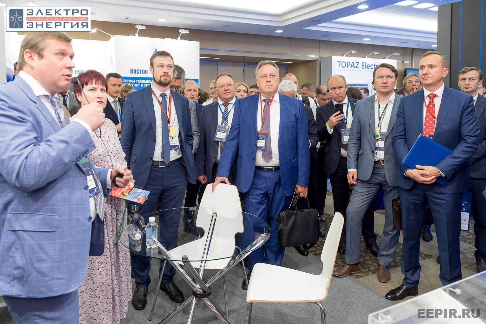 На официальном обходе Технической выставки «ЭЭПиР»
