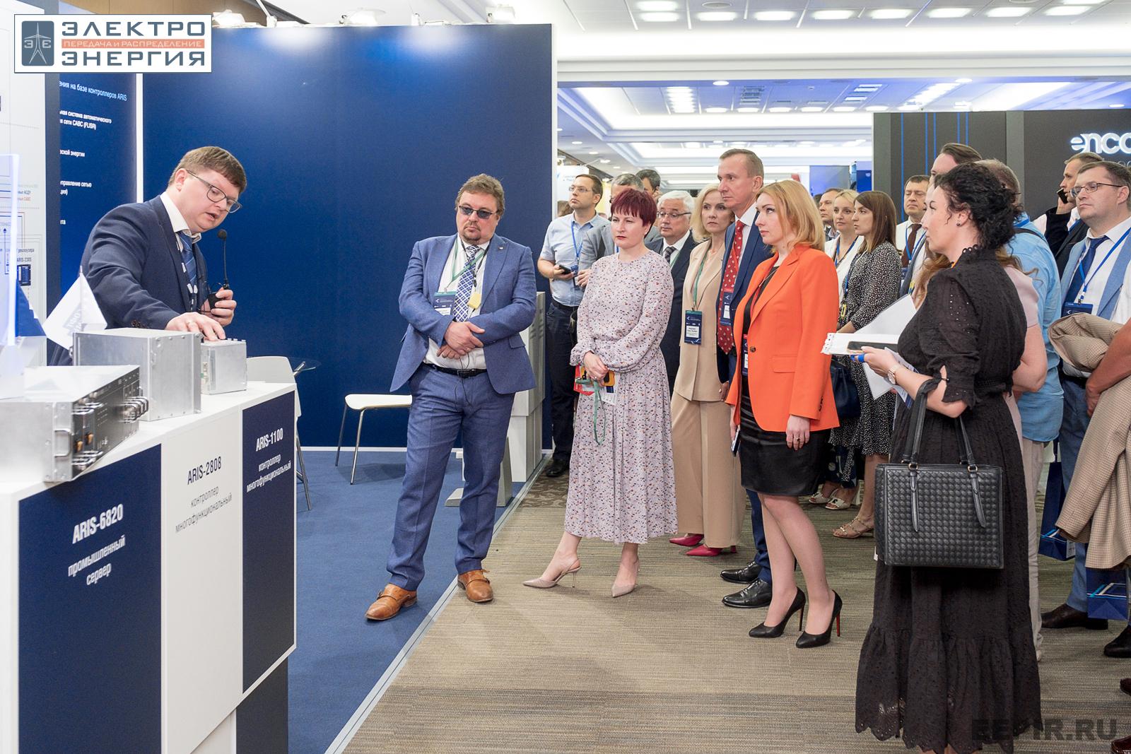 На официальном обходе Технической выставки «ЭЭПиР»