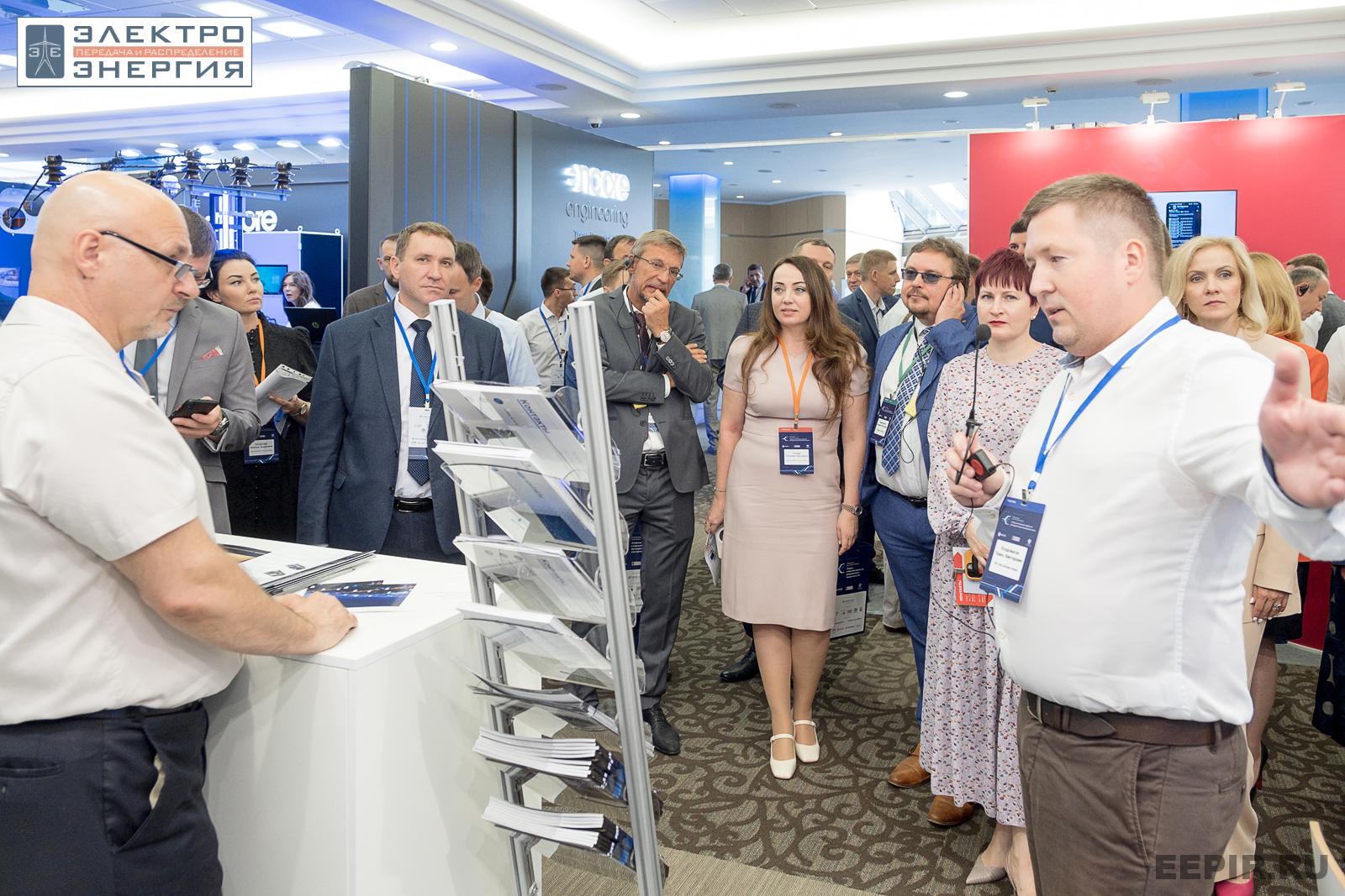 На официальном обходе Технической выставки «ЭЭПиР»