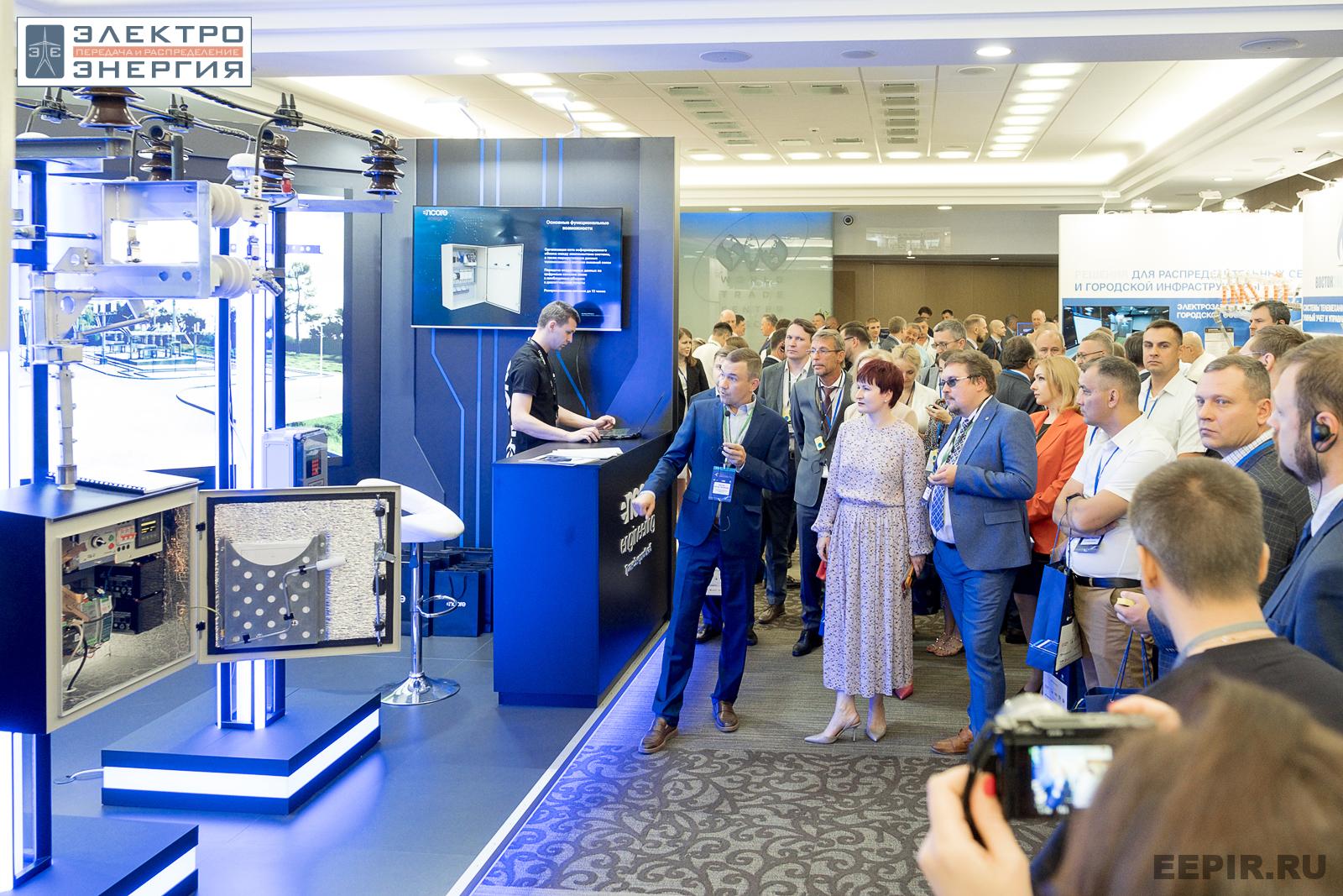 На официальном обходе Технической выставки «ЭЭПиР»