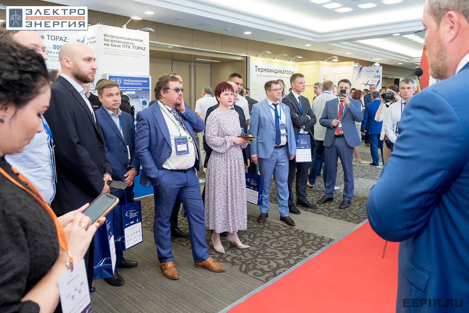 На официальном обходе Технической выставки «ЭЭПиР»