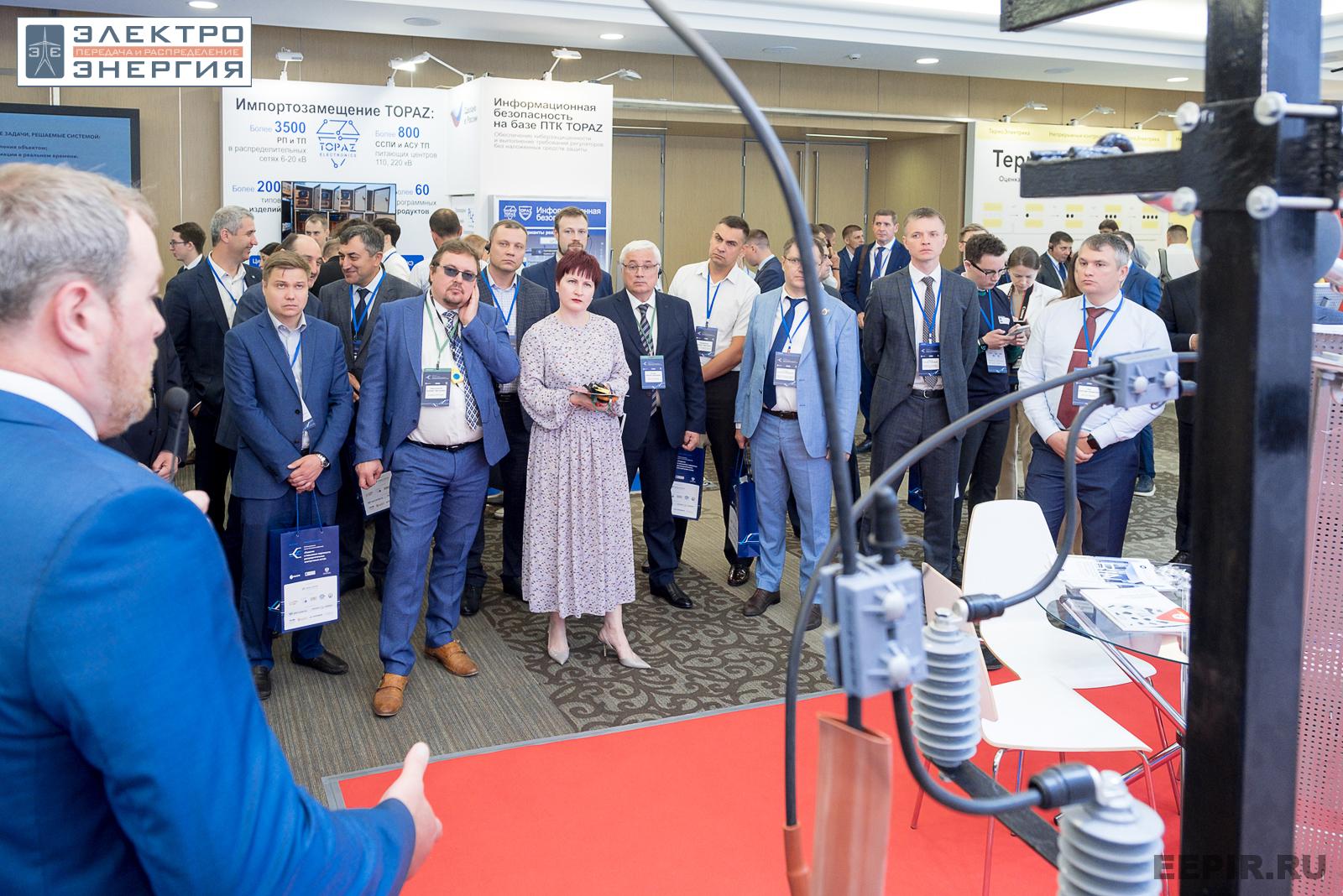 На официальном обходе Технической выставки «ЭЭПиР»