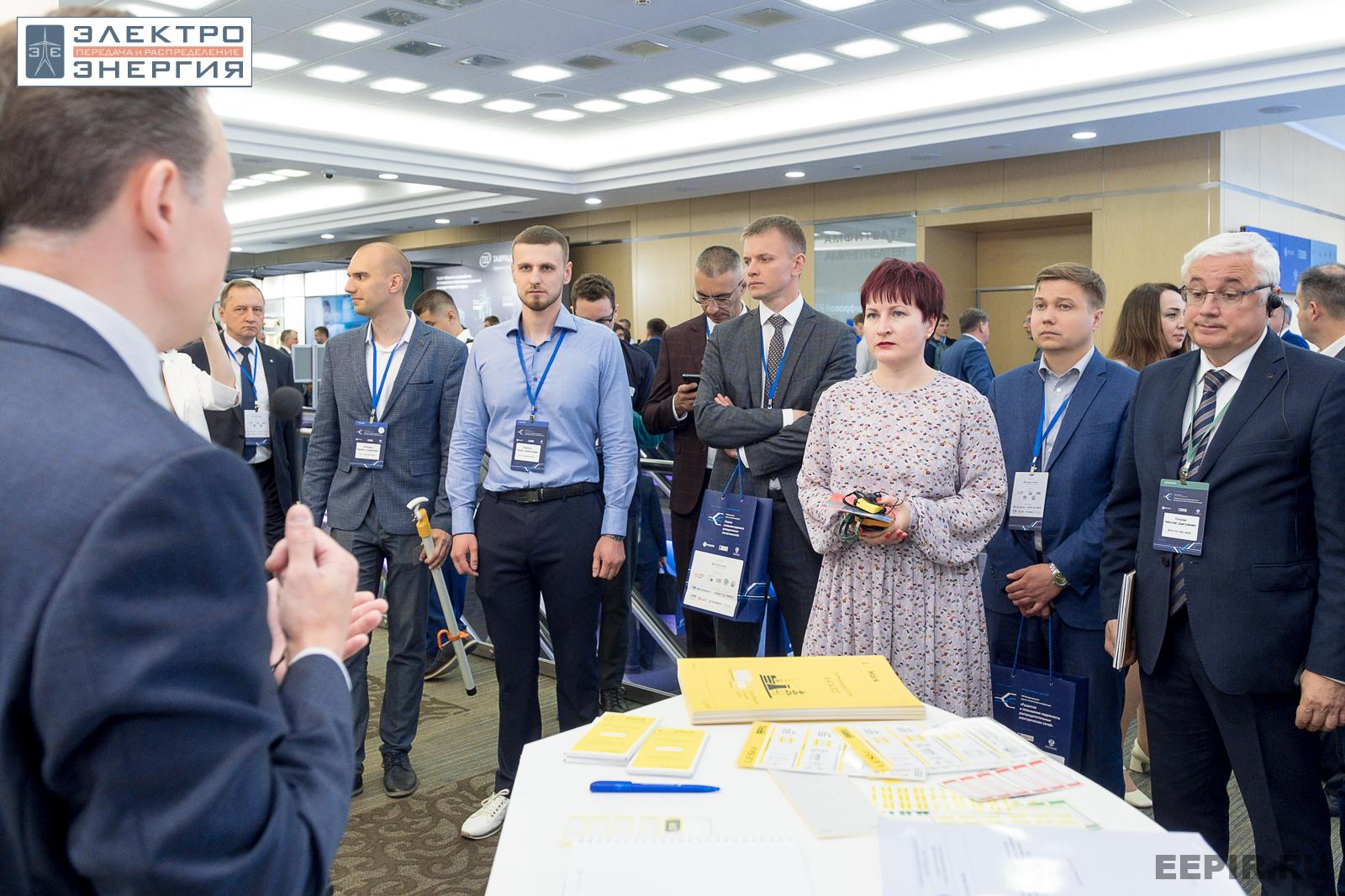 На официальном обходе Технической выставки «ЭЭПиР»