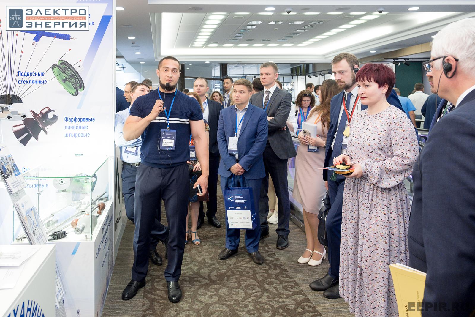 На официальном обходе Технической выставки «ЭЭПиР»