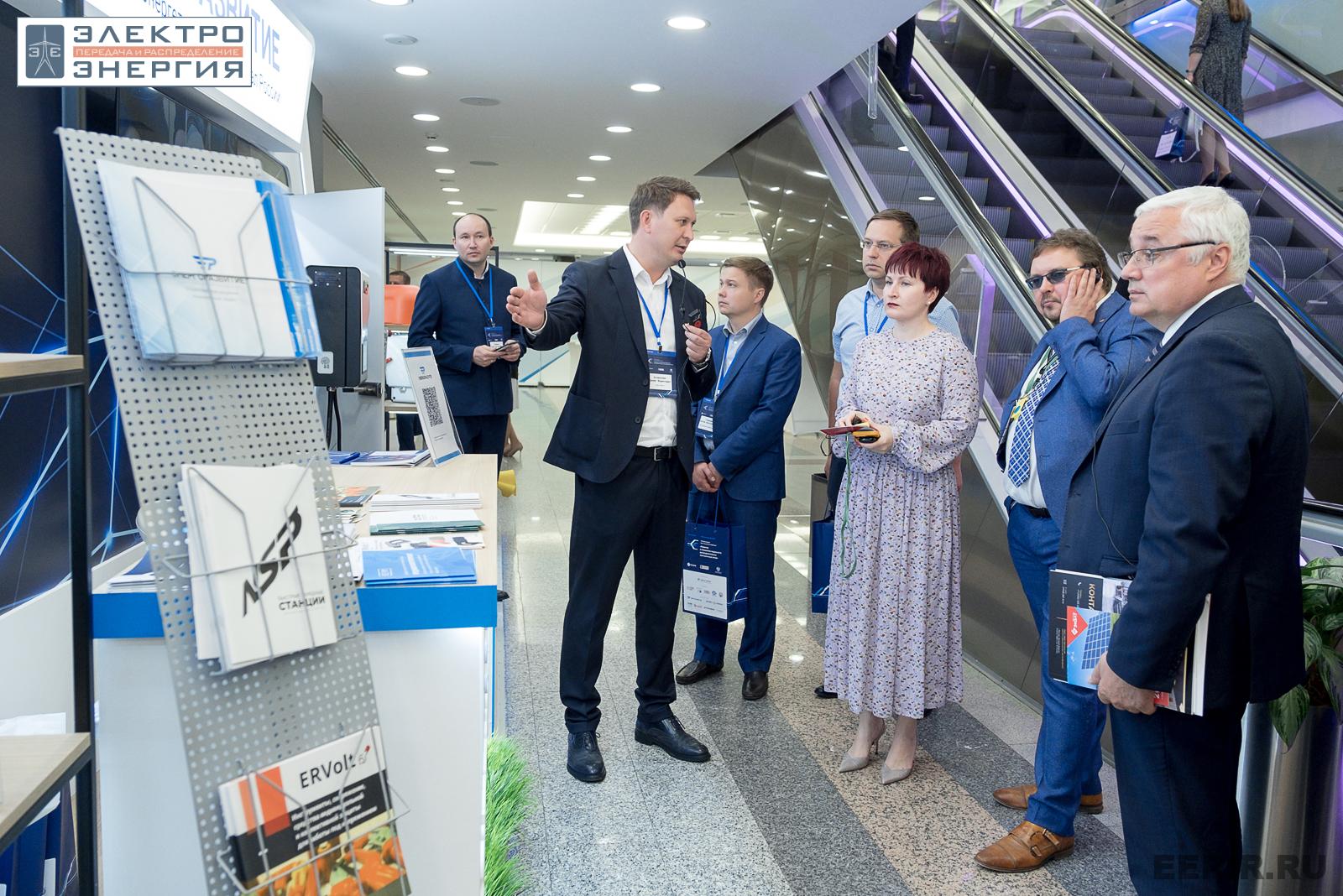На официальном обходе Технической выставки «ЭЭПиР»