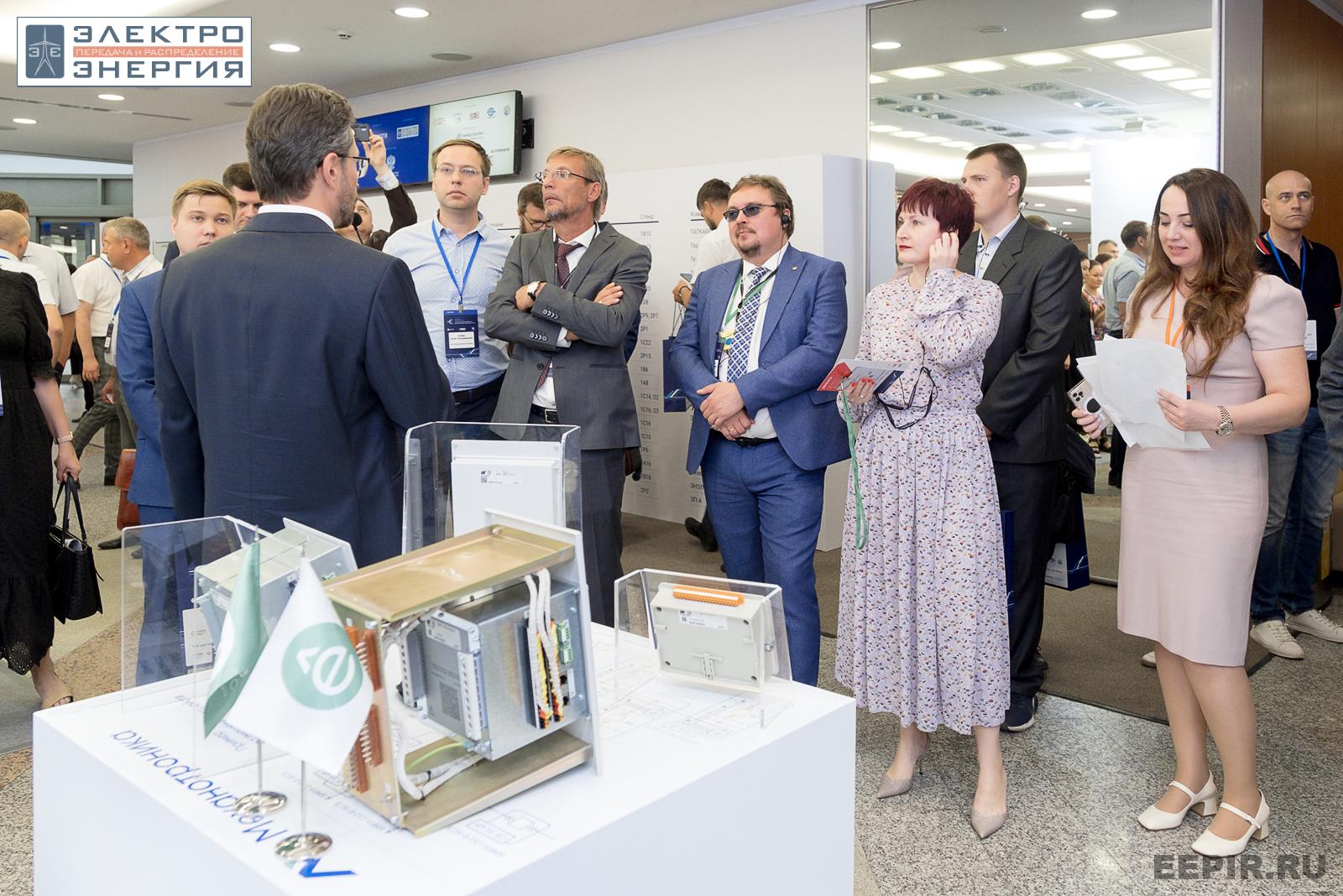 На официальном обходе Технической выставки «ЭЭПиР»