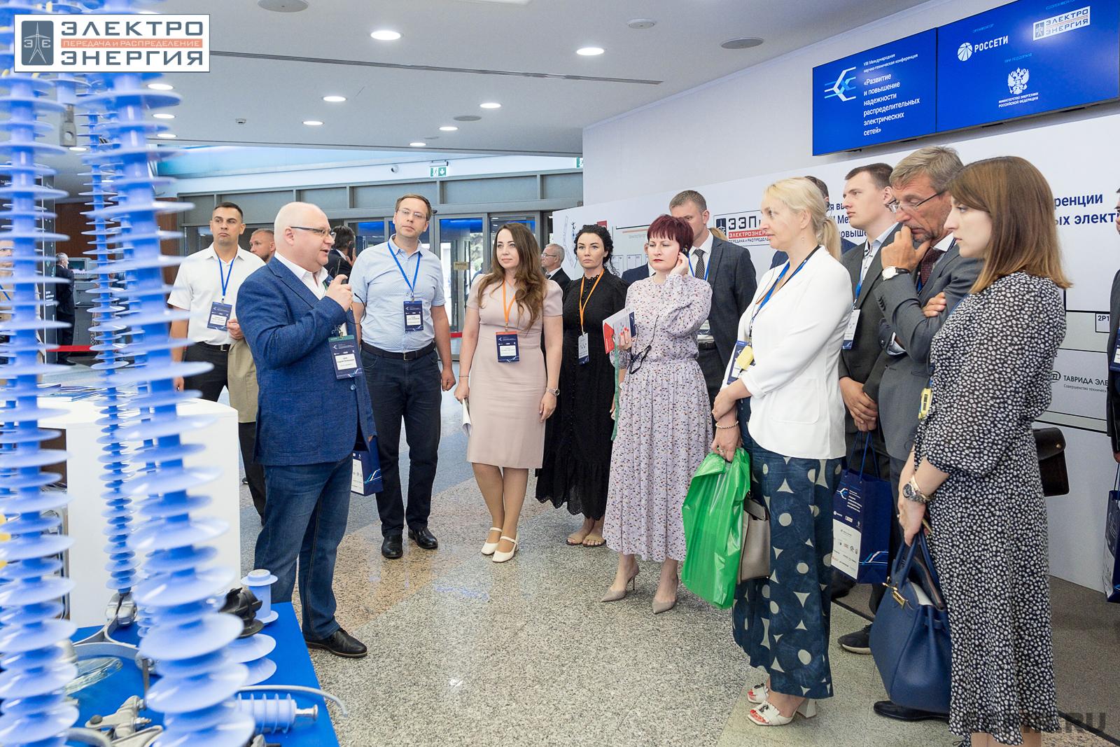 На официальном обходе Технической выставки «ЭЭПиР»