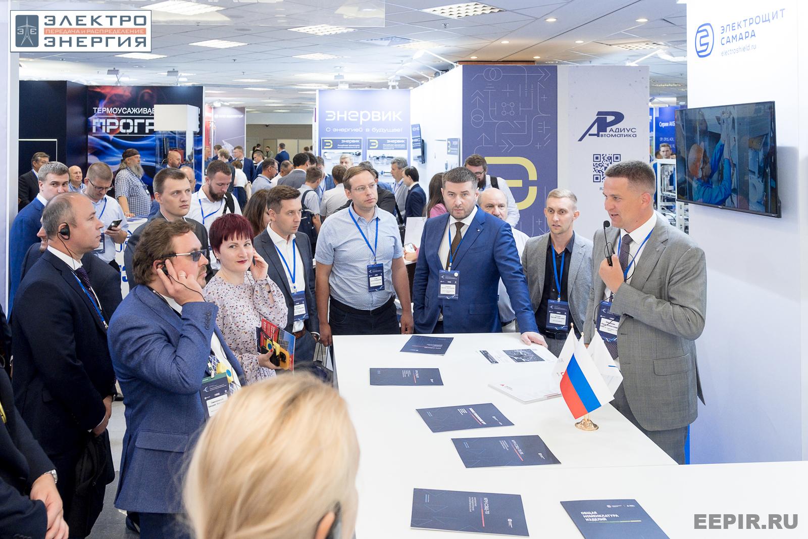 На официальном обходе Технической выставки «ЭЭПиР»