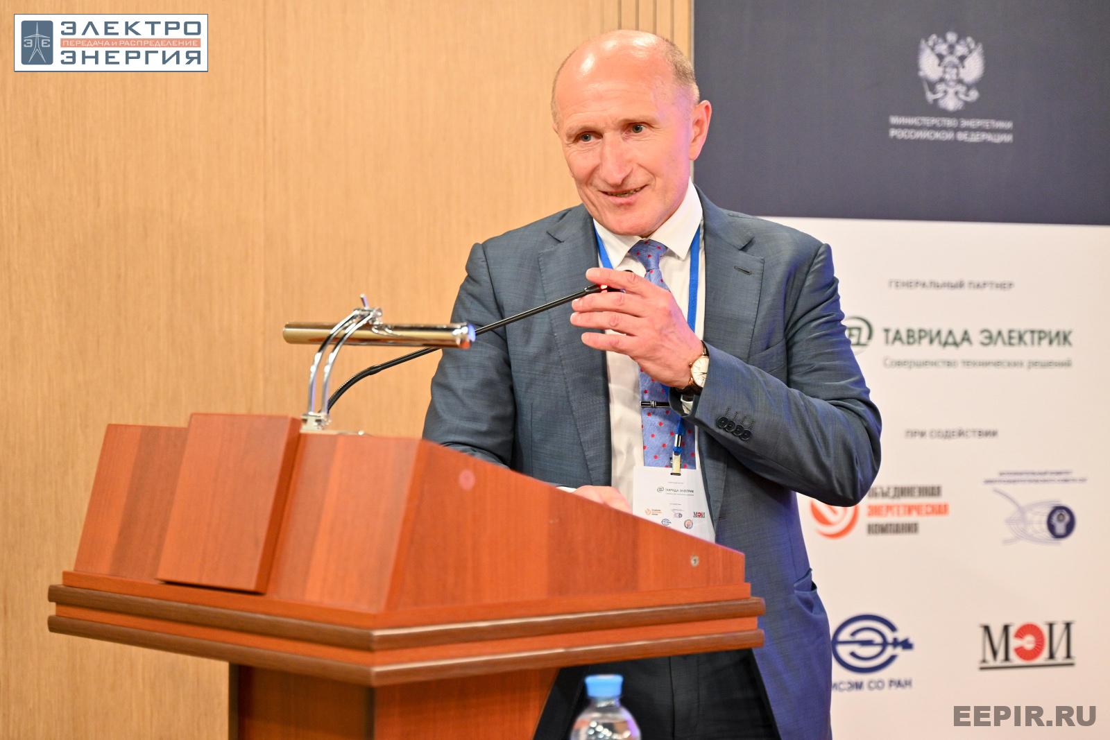 На сессии 6. Охрана труда, 6 июля 2023 года