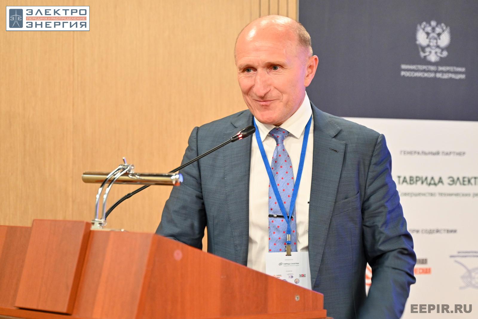 На сессии 6. Охрана труда, 6 июля 2023 года