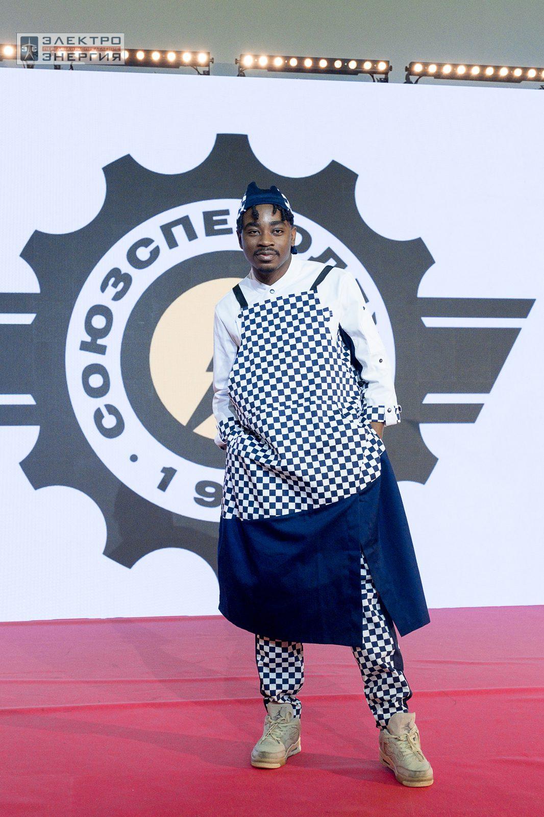 На шоу-показе «Елка безопасности» на БИОТ-2023