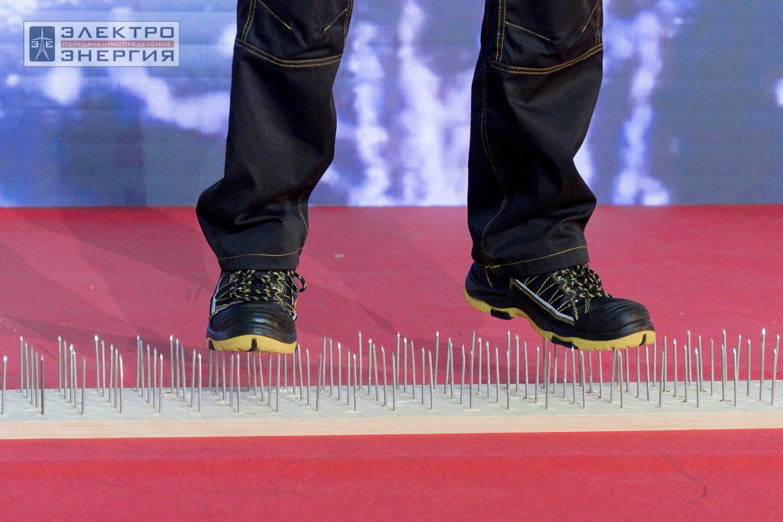 На шоу-показе «Елка безопасности» на БИОТ-2023