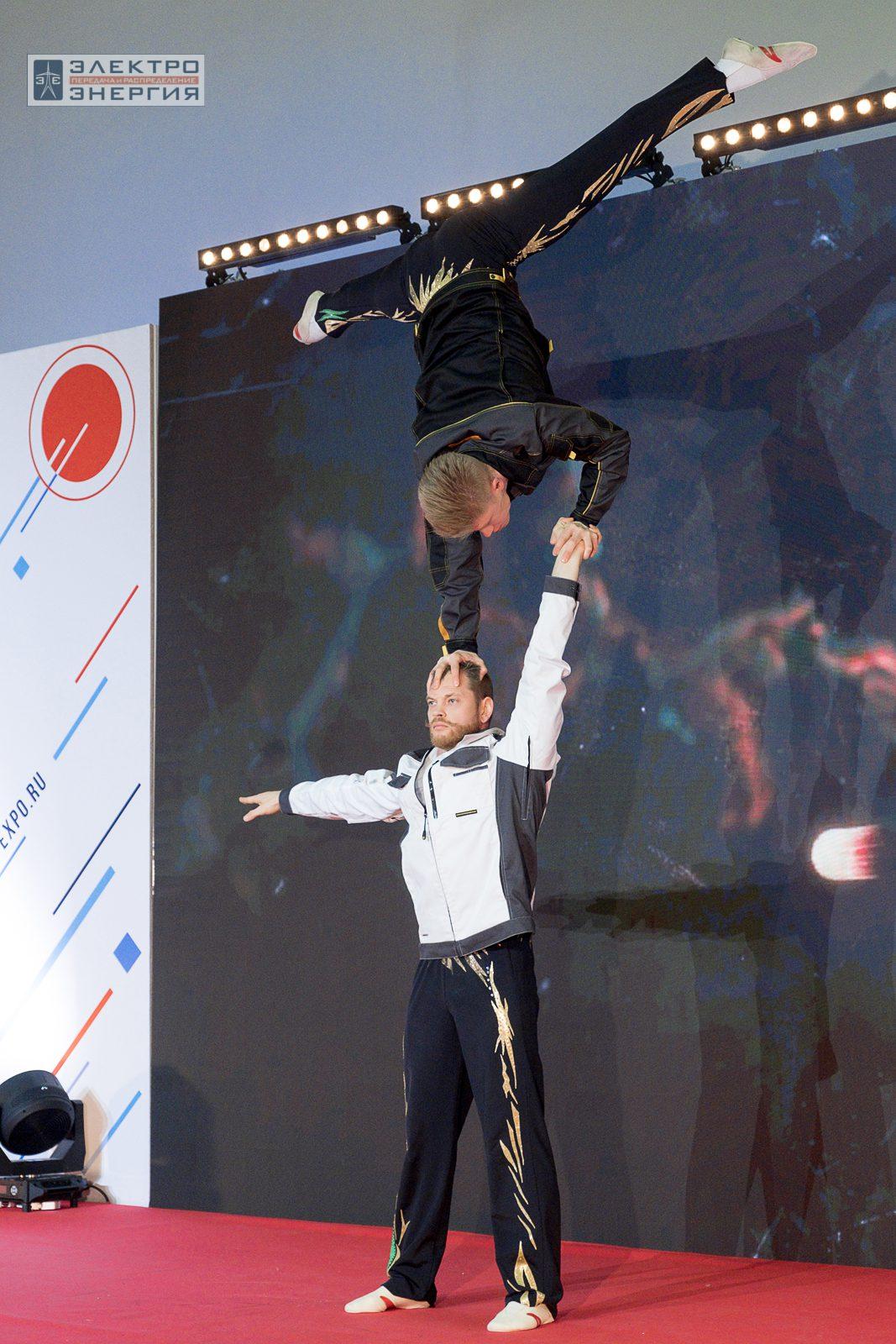 На шоу-показе «Елка безопасности» на БИОТ-2023