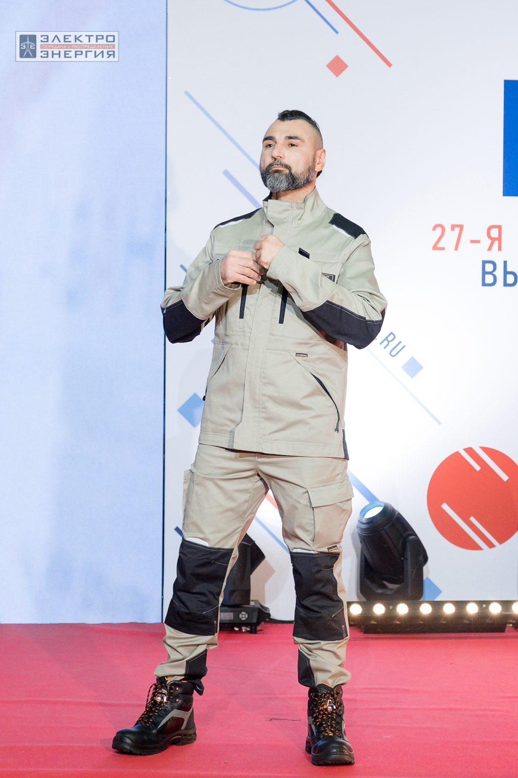 На шоу-показе «Елка безопасности» на БИОТ-2023