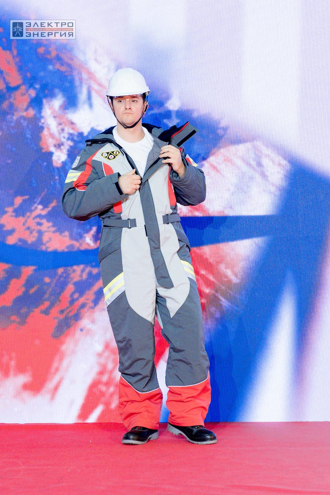 На шоу-показе «Елка безопасности» на БИОТ-2023