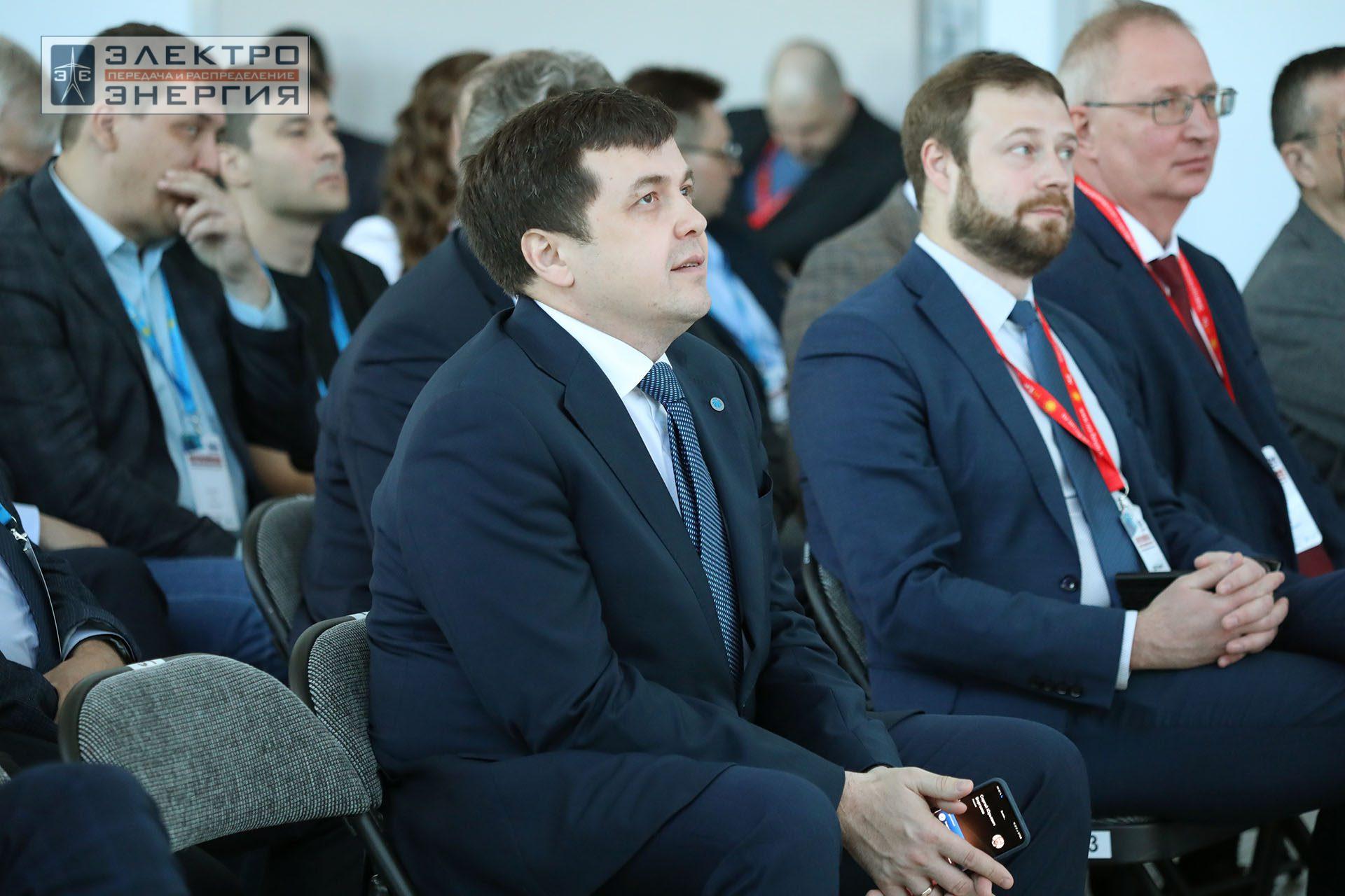 На секции ПАО «Россети» «Вопросы развития и эксплуатации РЗА и АСУ ТП» в рамках Всероссийской научно-технической конференции «Технологический суверенитет России в области РЗА и АСУ ТП и устойчивость в условиях санкционных ограничений»