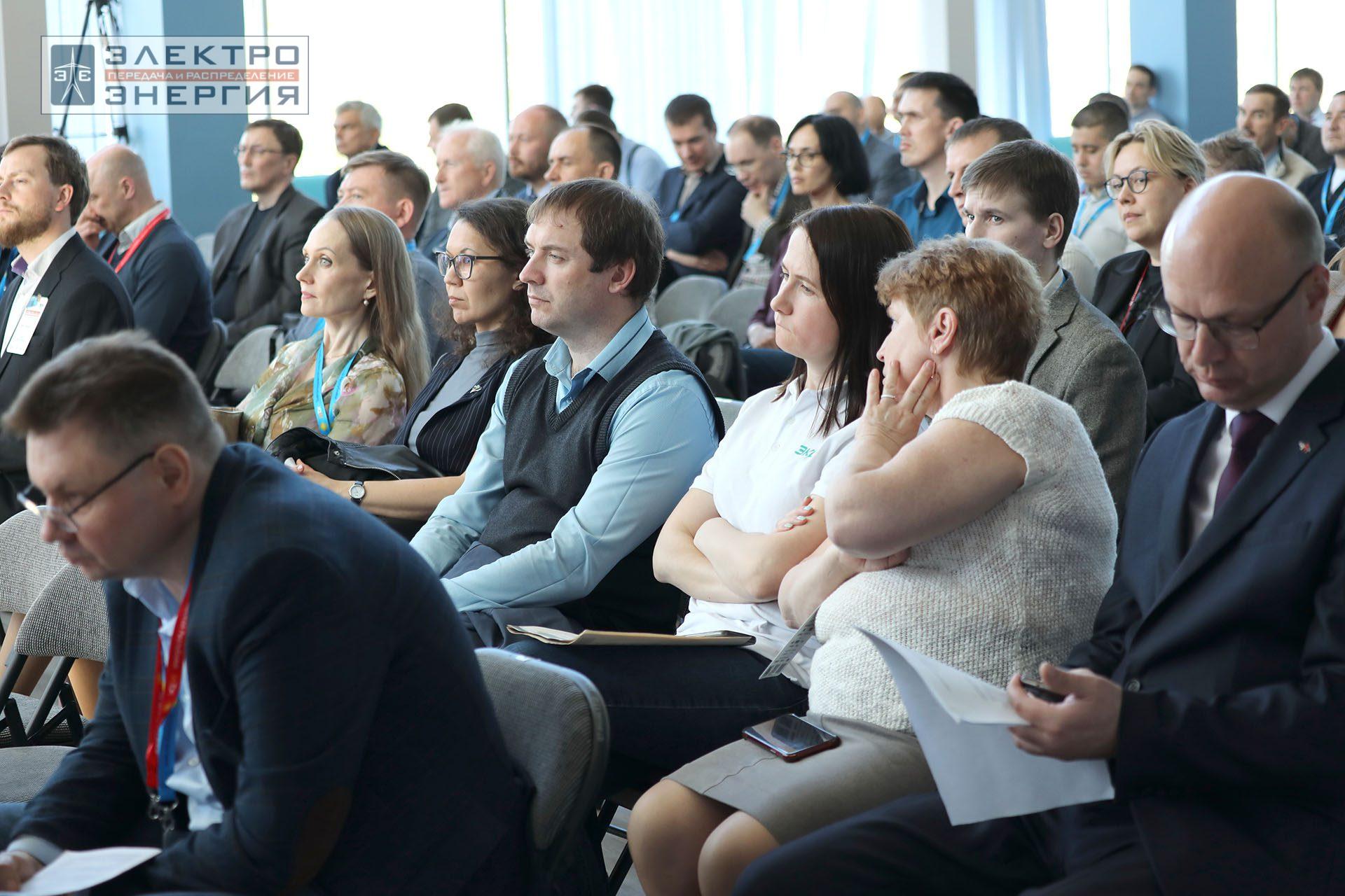 На секции ПАО «Россети» «Вопросы развития и эксплуатации РЗА и АСУ ТП» в рамках Всероссийской научно-технической конференции «Технологический суверенитет России в области РЗА и АСУ ТП и устойчивость в условиях санкционных ограничений»